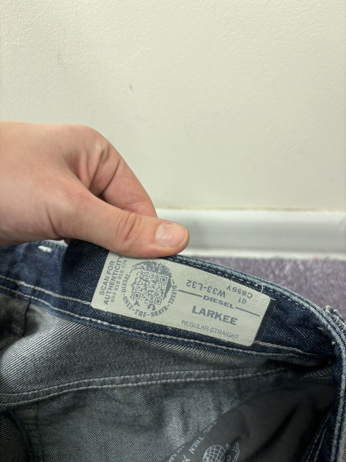 Diesel Diesel Larkee NWT Regular Straight Ripped Blue Denim Jeans Size US 33 - 11 Thumbnail
