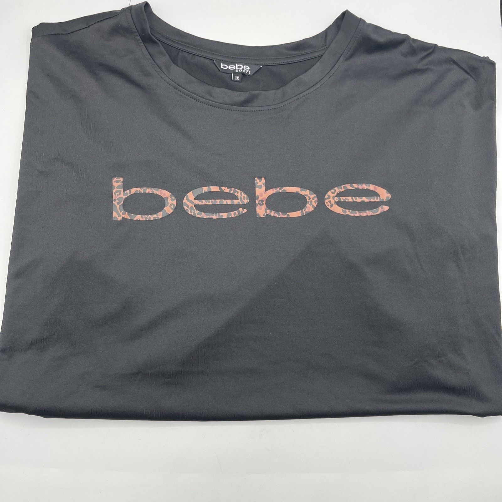 Bebe bebe Sport Women Size 1X Shirt Black with Leopard Design Size XL / US 12-14 / IT 48-50 - 1 Thumbnail