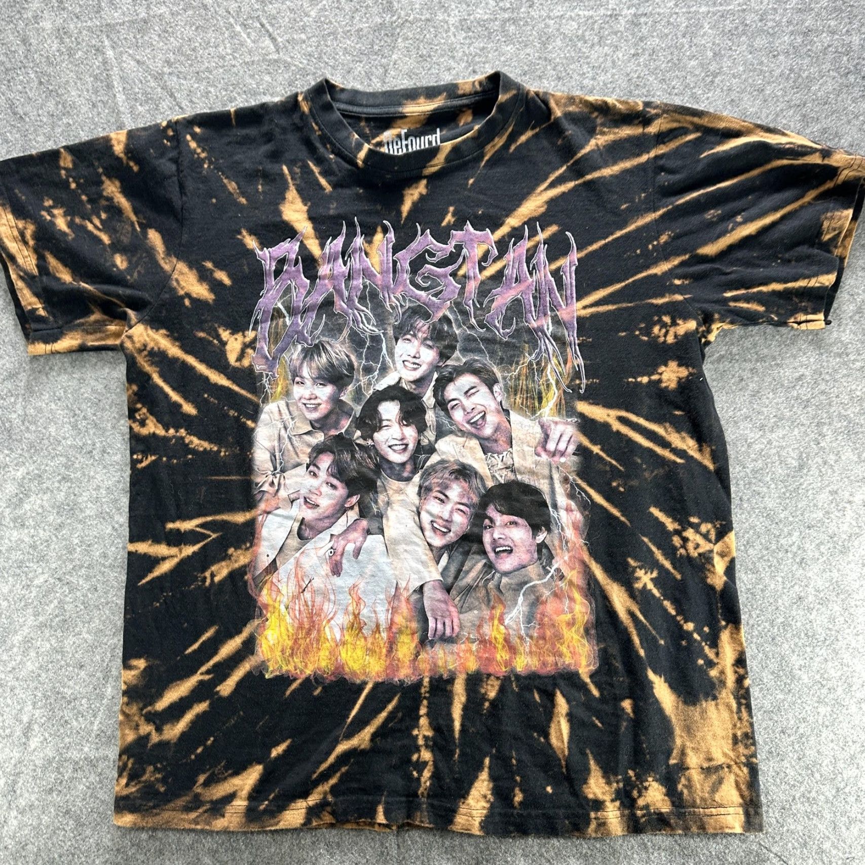 Vintage VINTAGE Bangtan Shirt Mens Large Black Bleach Tie Dye BTS Graphic Band DeFourd Size US L / EU 52-54 / 3 - 2 Thumbnail