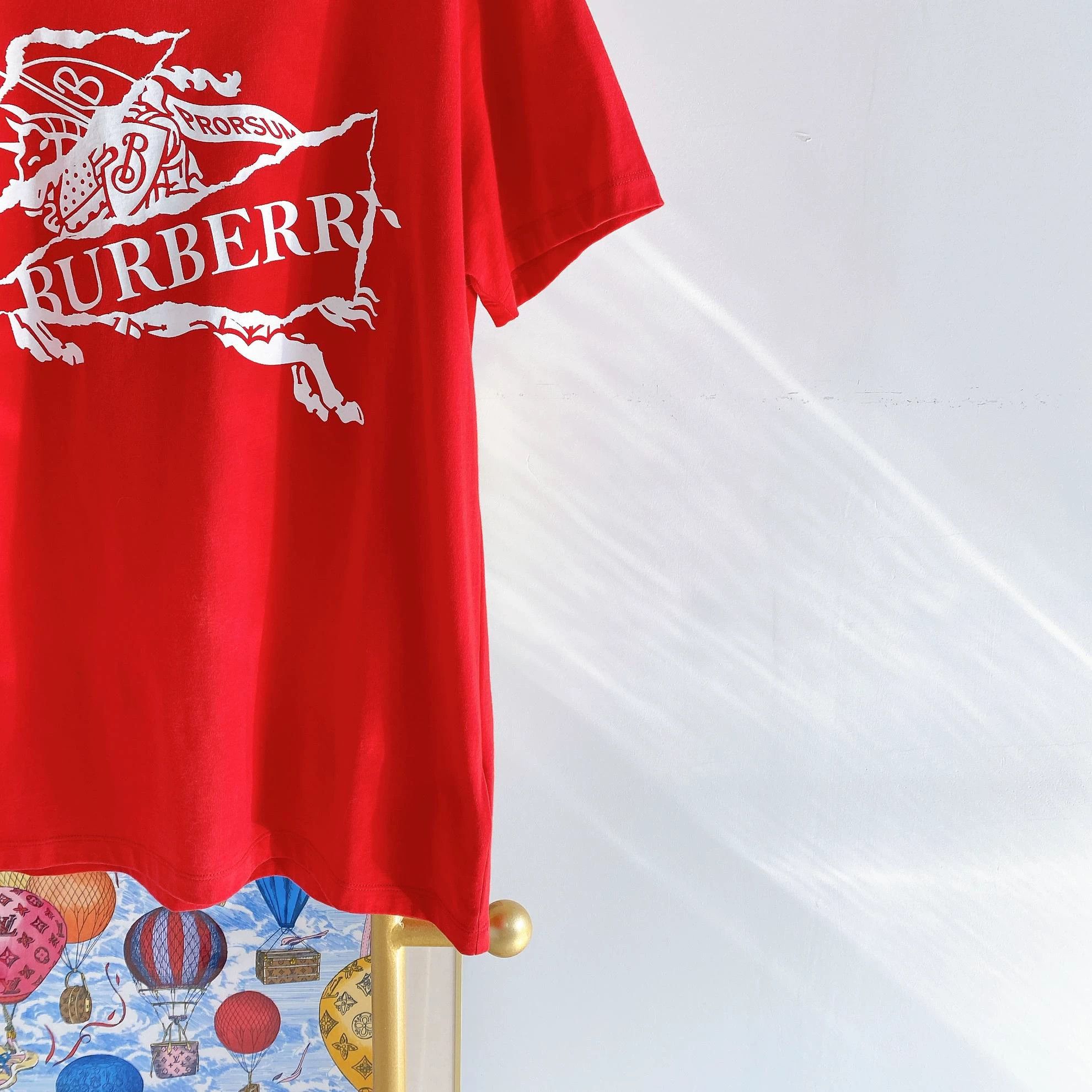Burberry Burberry Logo Red T-Shirt L 7897 Size US L / EU 52-54 / 3 - 4 Thumbnail