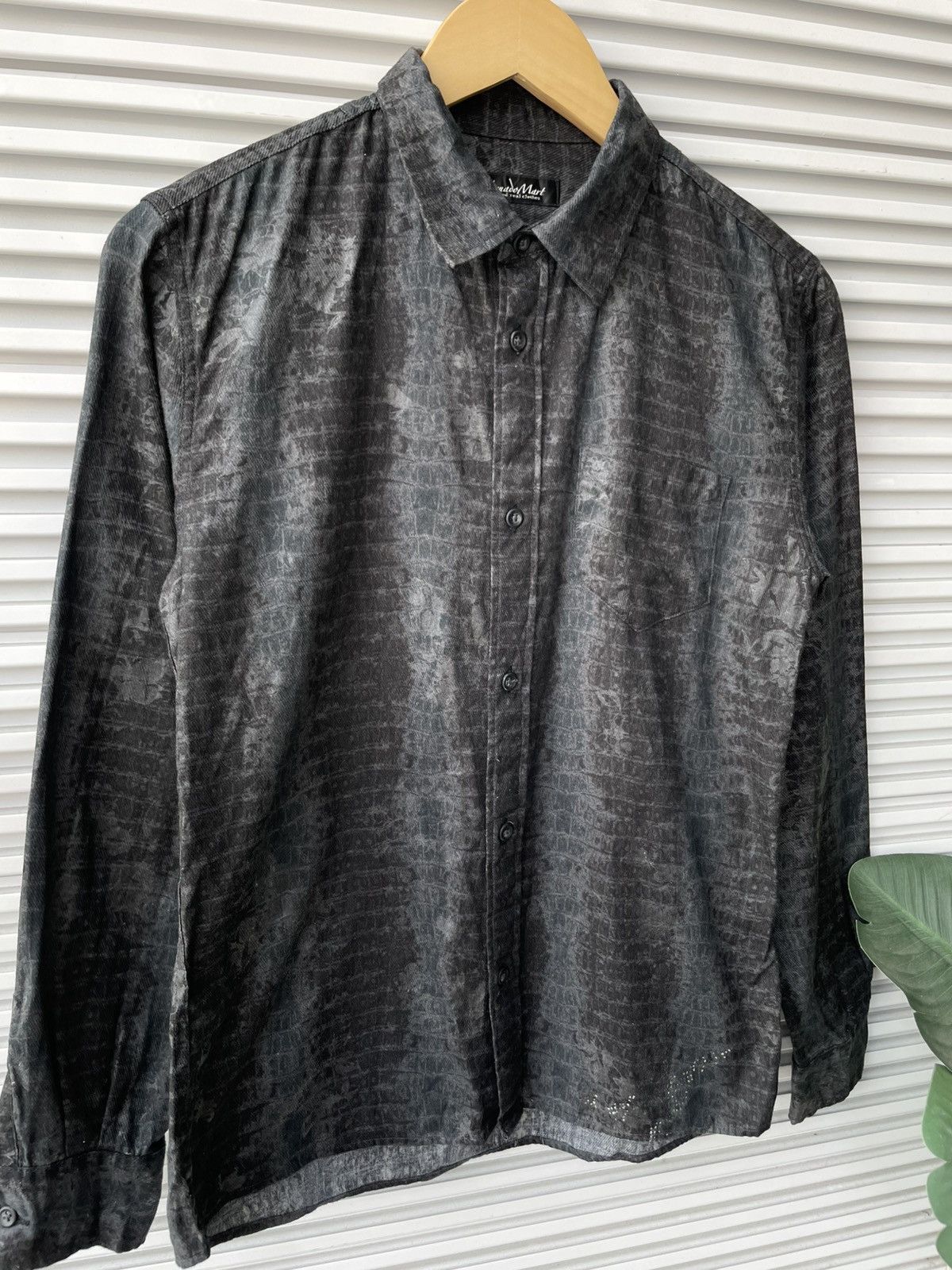 Japanese Brand × Tornado Mart Tornado Mart Snake Skin Design Button Ups Size US M / EU 48-50 / 2 - 3 Thumbnail