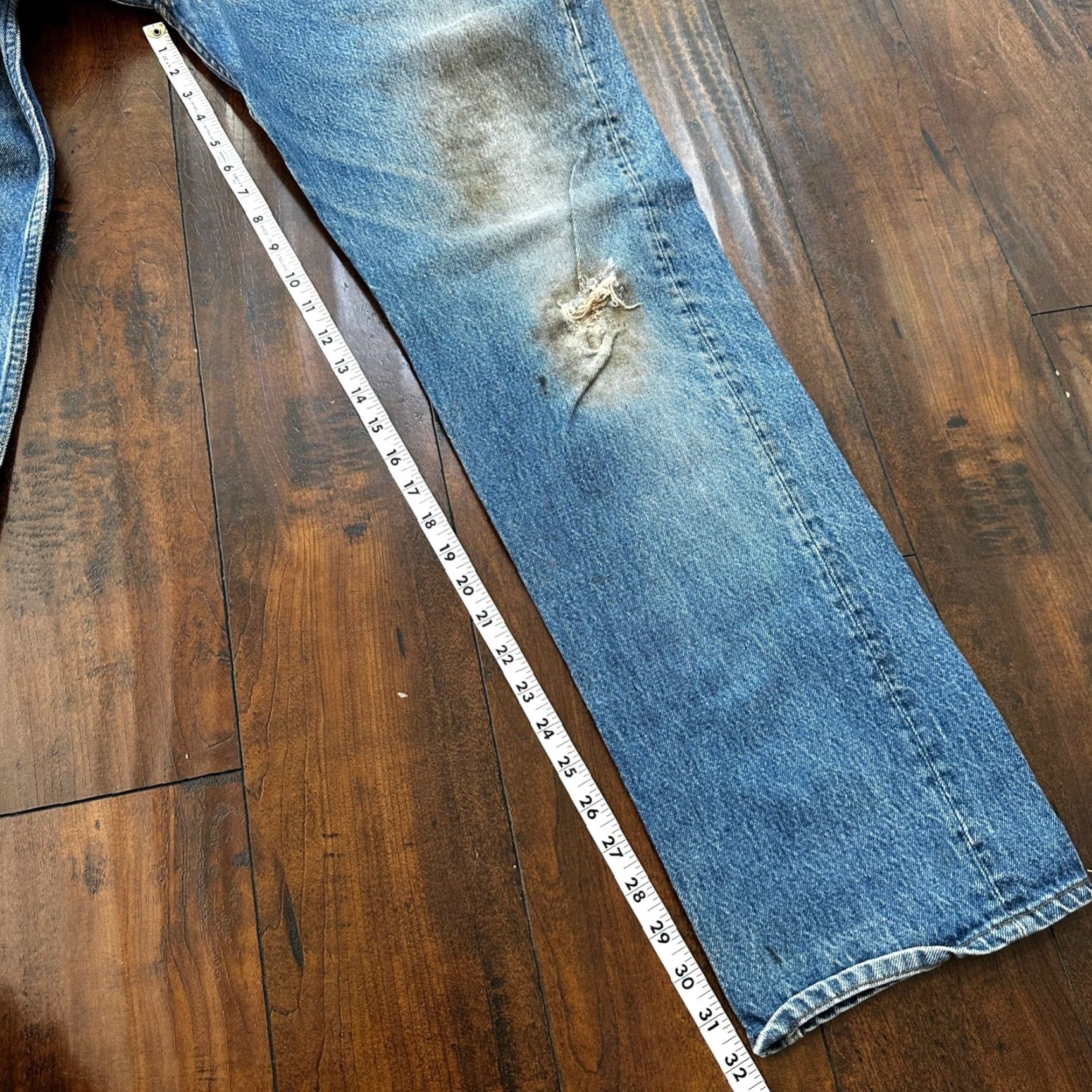 Levi's VINTAGE Levi's 501 Jeans 38x36 Blue Light Wash Straight Fit 90s Mens Size US 38 / EU 54 - 5 Thumbnail