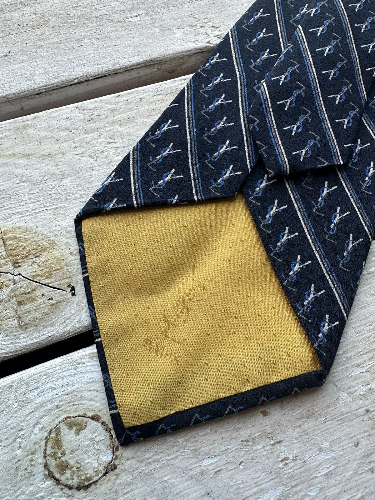 Designer × Yves Saint Laurent GRAIL🚨 Yves Saint Laurent MONOGRAM YSL vintage Tie Size ONE SIZE - 2 Thumbnail