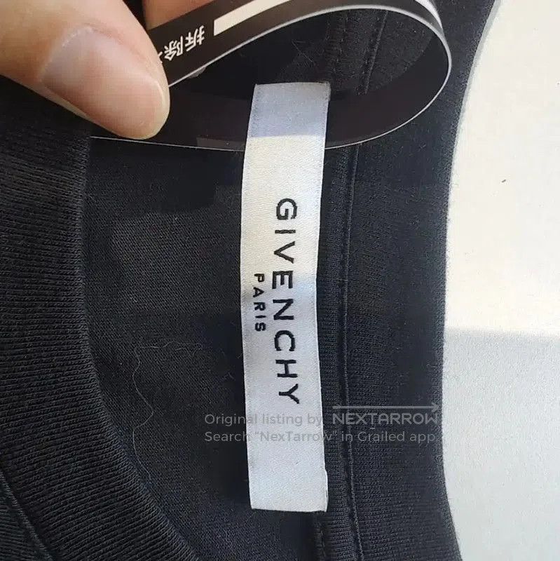 Givenchy Givenchy Black Cotton T-Shirt for Women . Size XS / US 0-2 / IT 36-38 - 3 Thumbnail