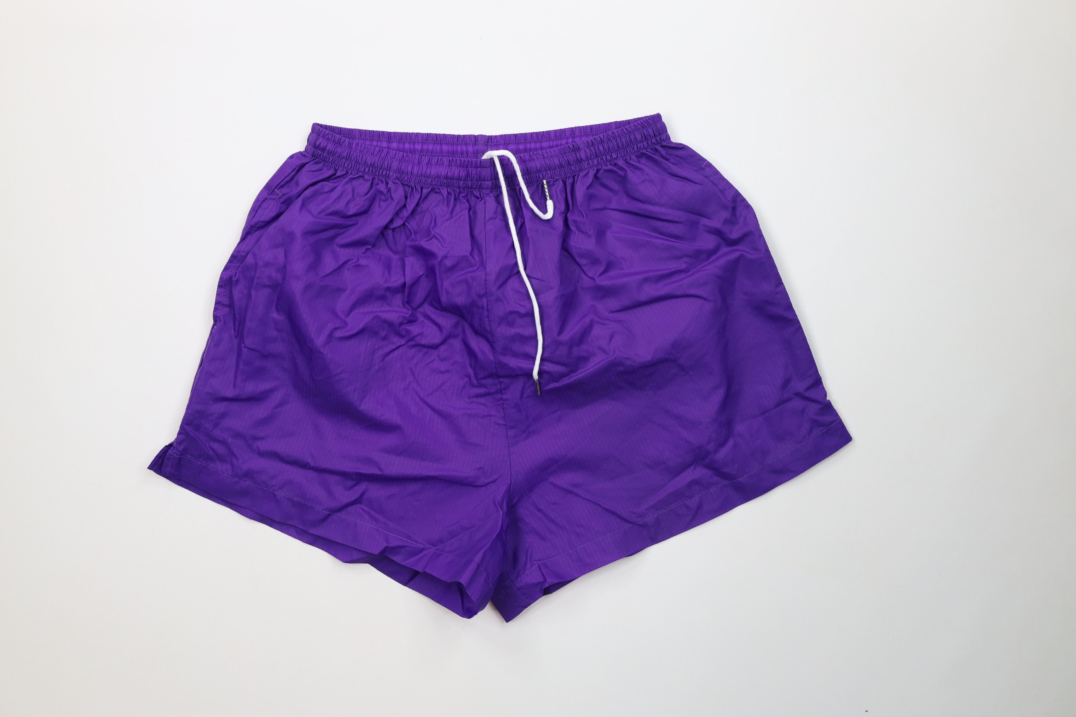 Vintage Vintage 90s Streetwear Running Jogging Soccer Shorts Nylon Size US 34 / EU 50 - 1 Thumbnail