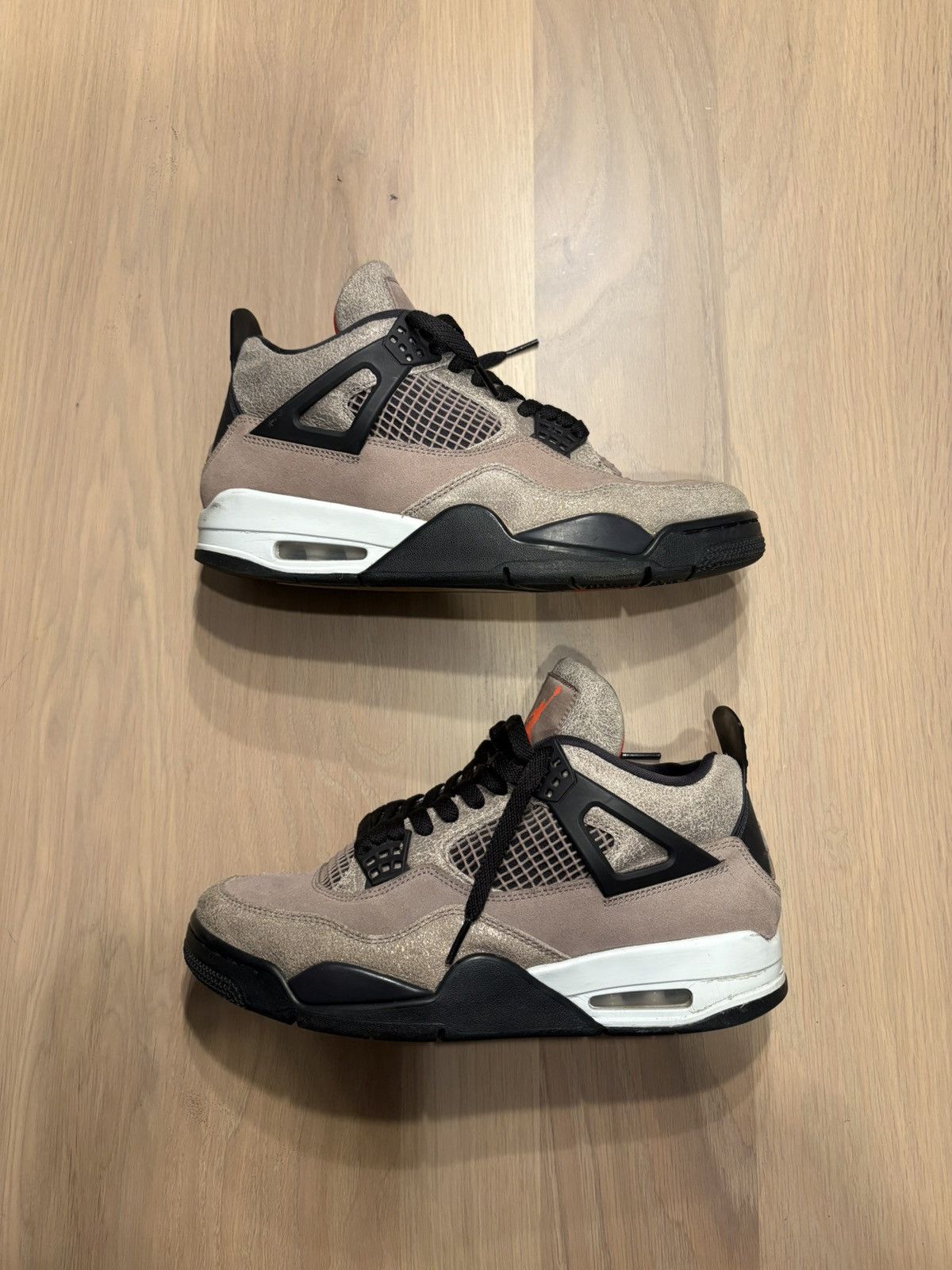 Jordan 4 taupe haze