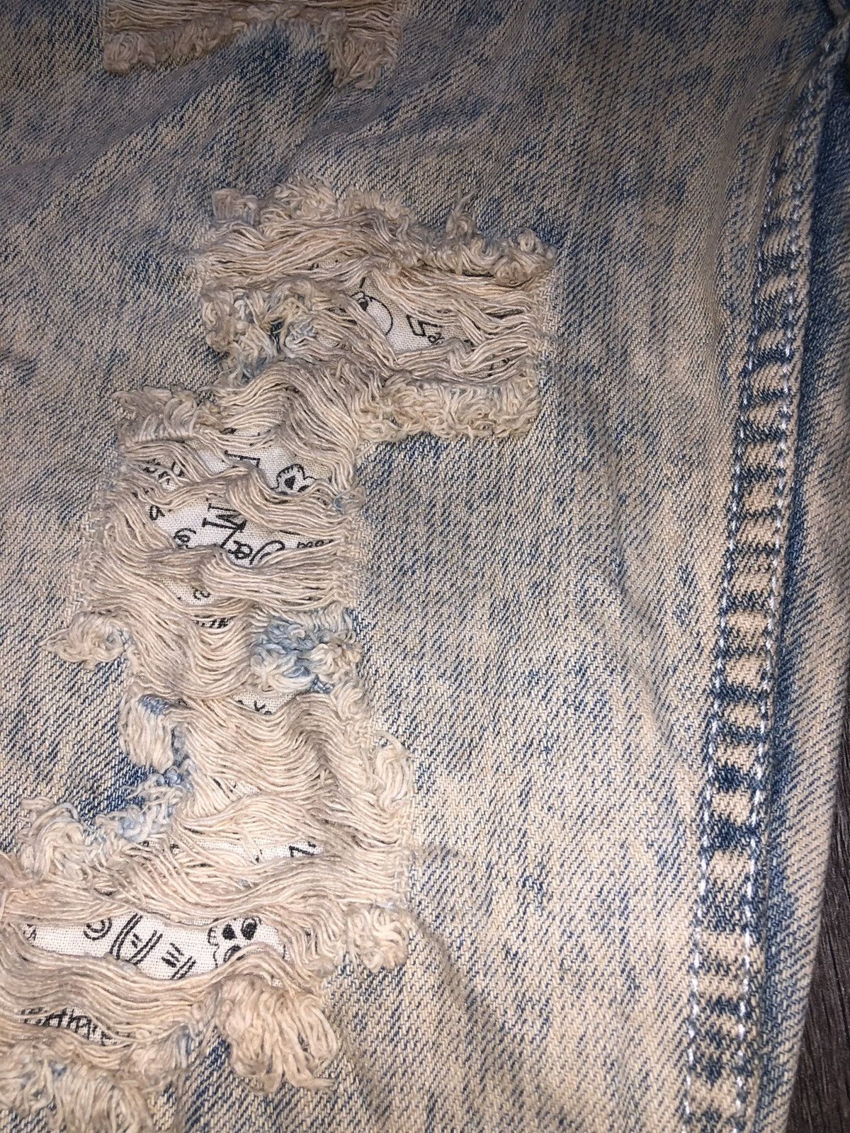 Vintage Witty Pitty Distressed Jeans Acid Wash Blue (unisex)