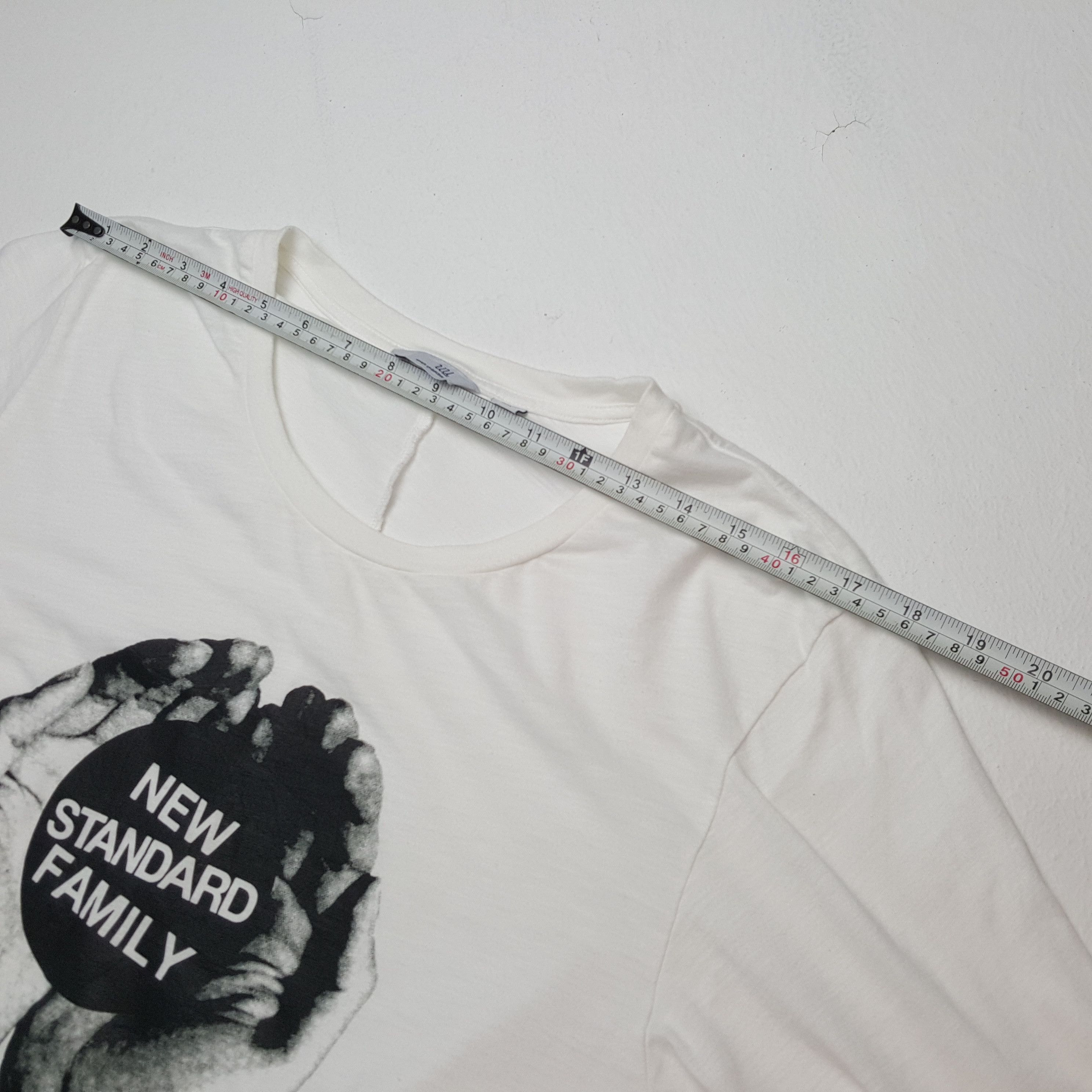 Undercover × Uniqlo UNIQLO UNDERCOVER Japanese Brand Streetwear Tshirt Size US M / EU 48-50 / 2 - 4 Thumbnail