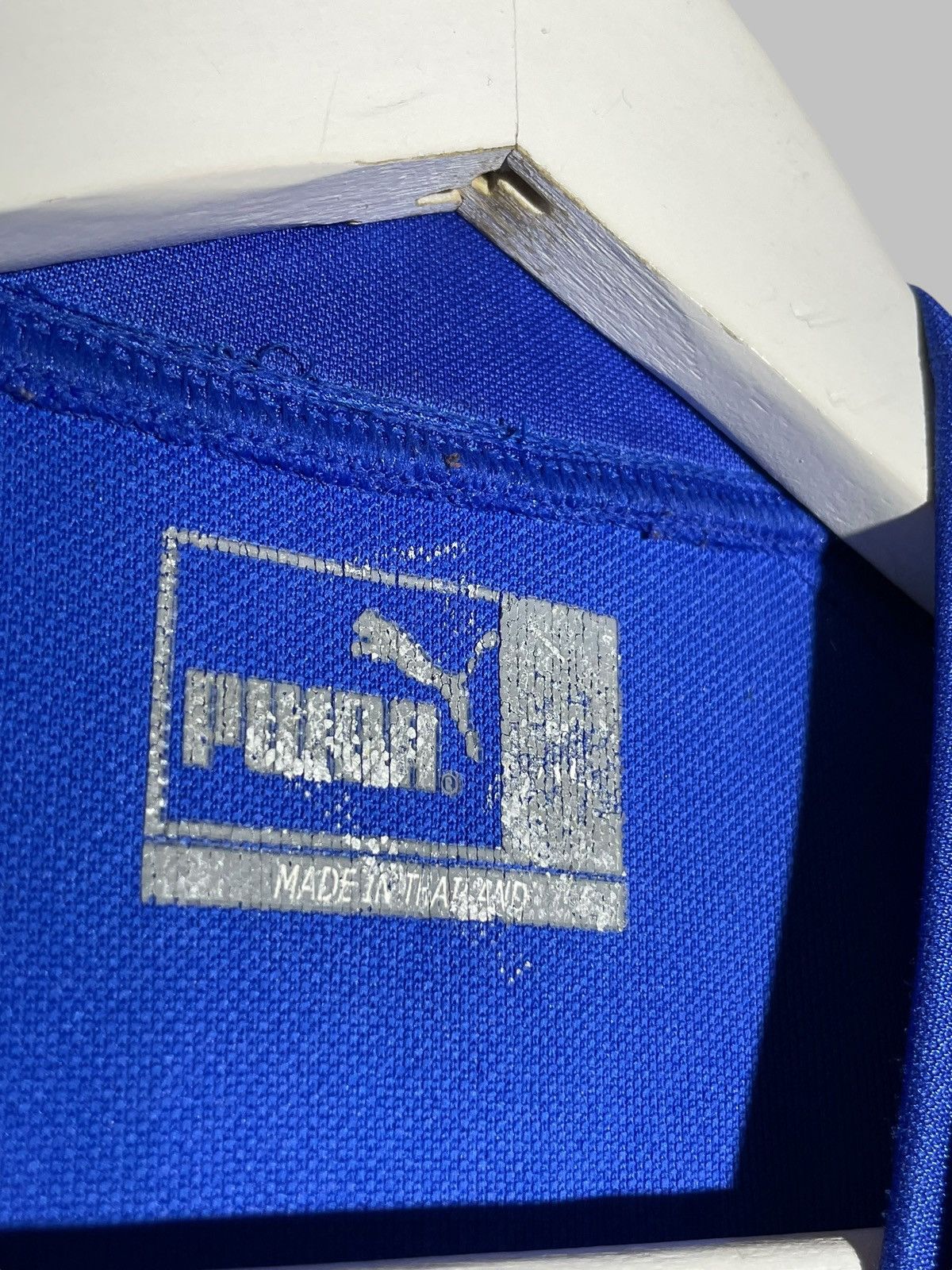 Puma × Vintage Italy Puma 2004 Home Football Shirt Centre Logo Y2k Hype Size US L / EU 52-54 / 3 - 13 Thumbnail