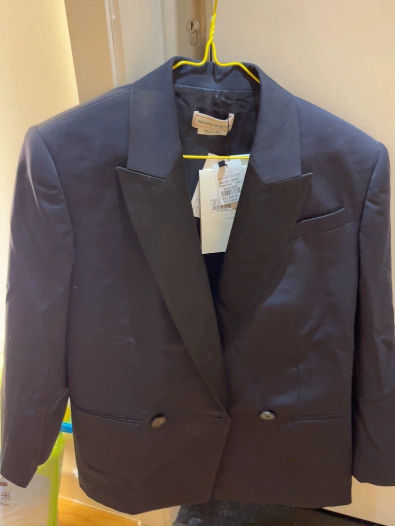 Alexander McQueen Alexander McQUEEN size 40 Double - breasted 100% wool suit Size L / US 10 / IT 46 - 2 Thumbnail