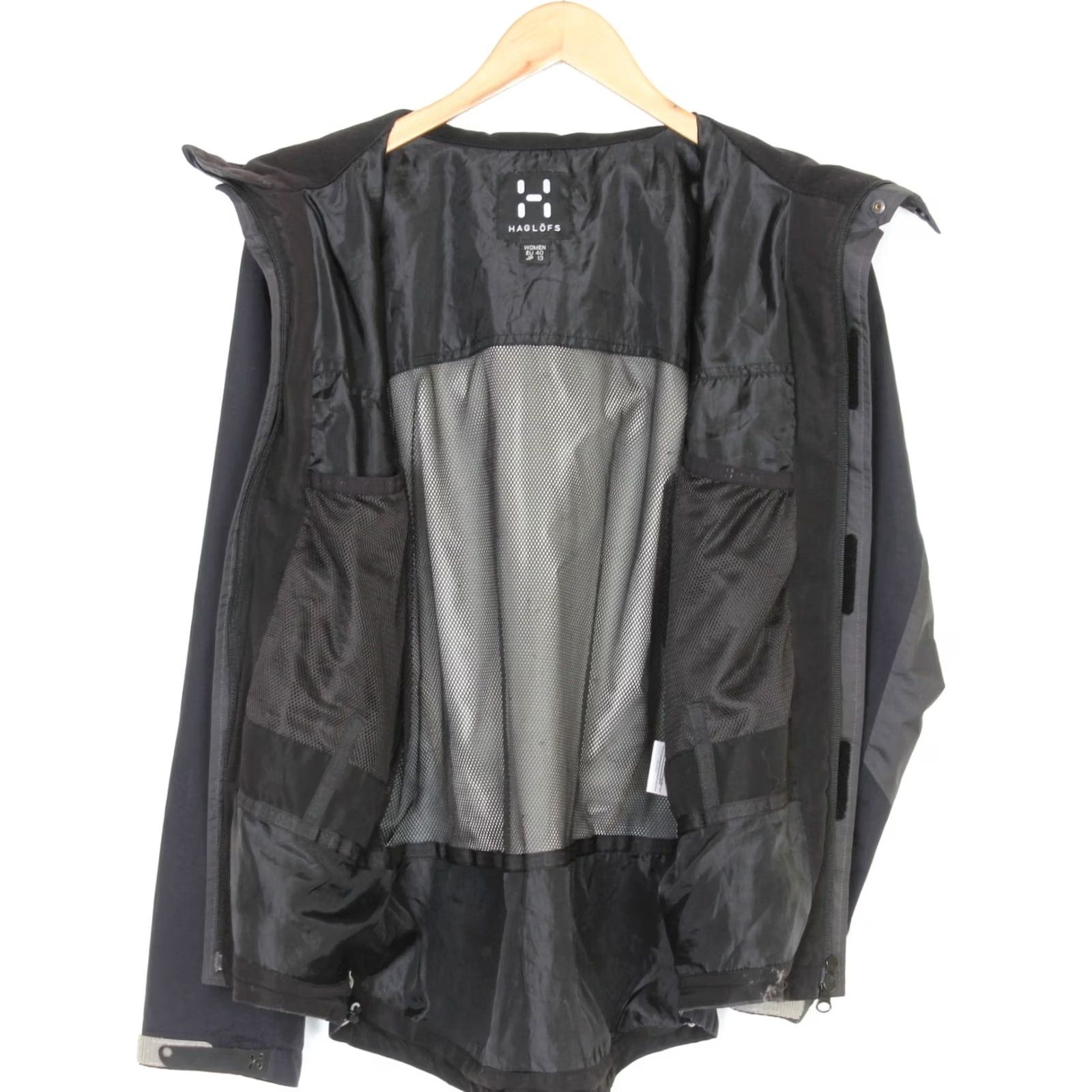 Vintage HAGLOFS PROOF Hooded Outdoor Water Resist Jacket Women EU 40 MJ1789 Grey, Jacket, Women, EU40, Outdoor, Hooded, Water Resist, Haglöfs, 40, Grey Size S / US 4 / IT 40 - 4 Thumbnail