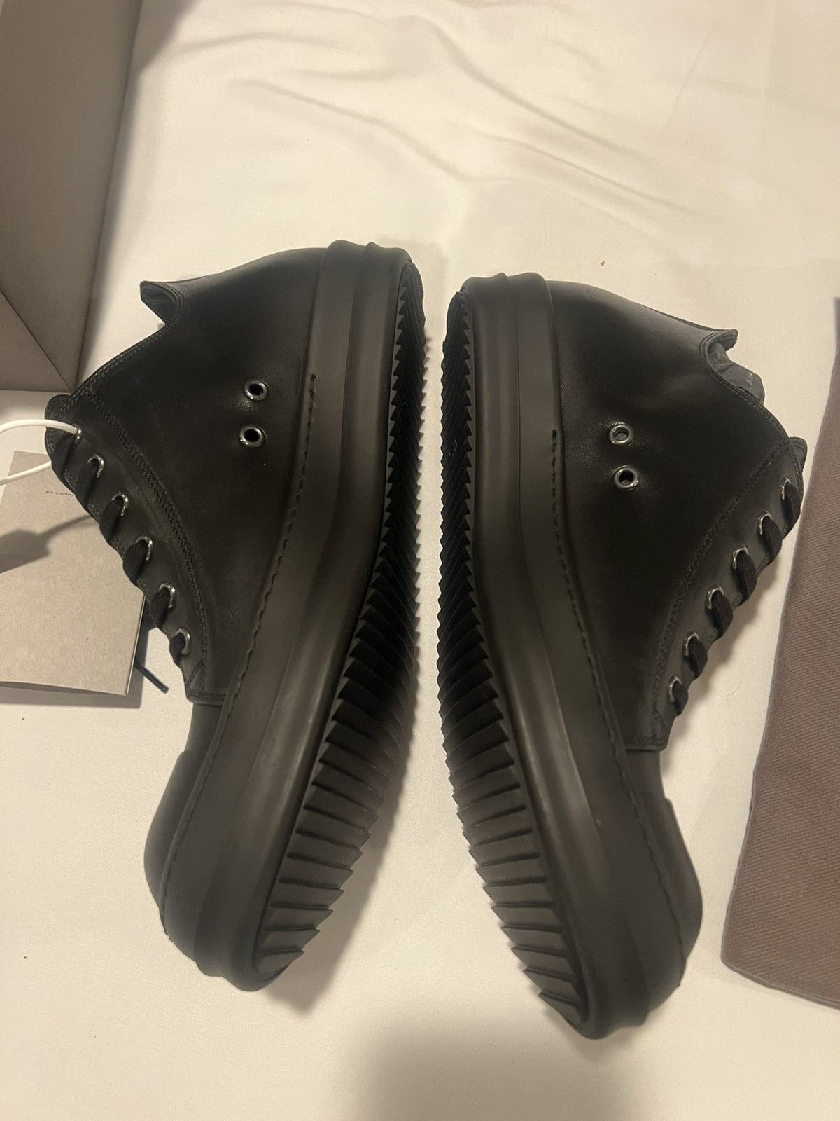 Rick Owens Rick Owens low-top sneakers. 44/11. Size US 11 / EU 44 - 4 Thumbnail