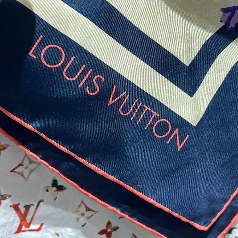 Louis Vuitton Louis Vuitton Colourful presbyopic full print scarf shirt Size XXS / US 00 / IT 34 - 5 Thumbnail