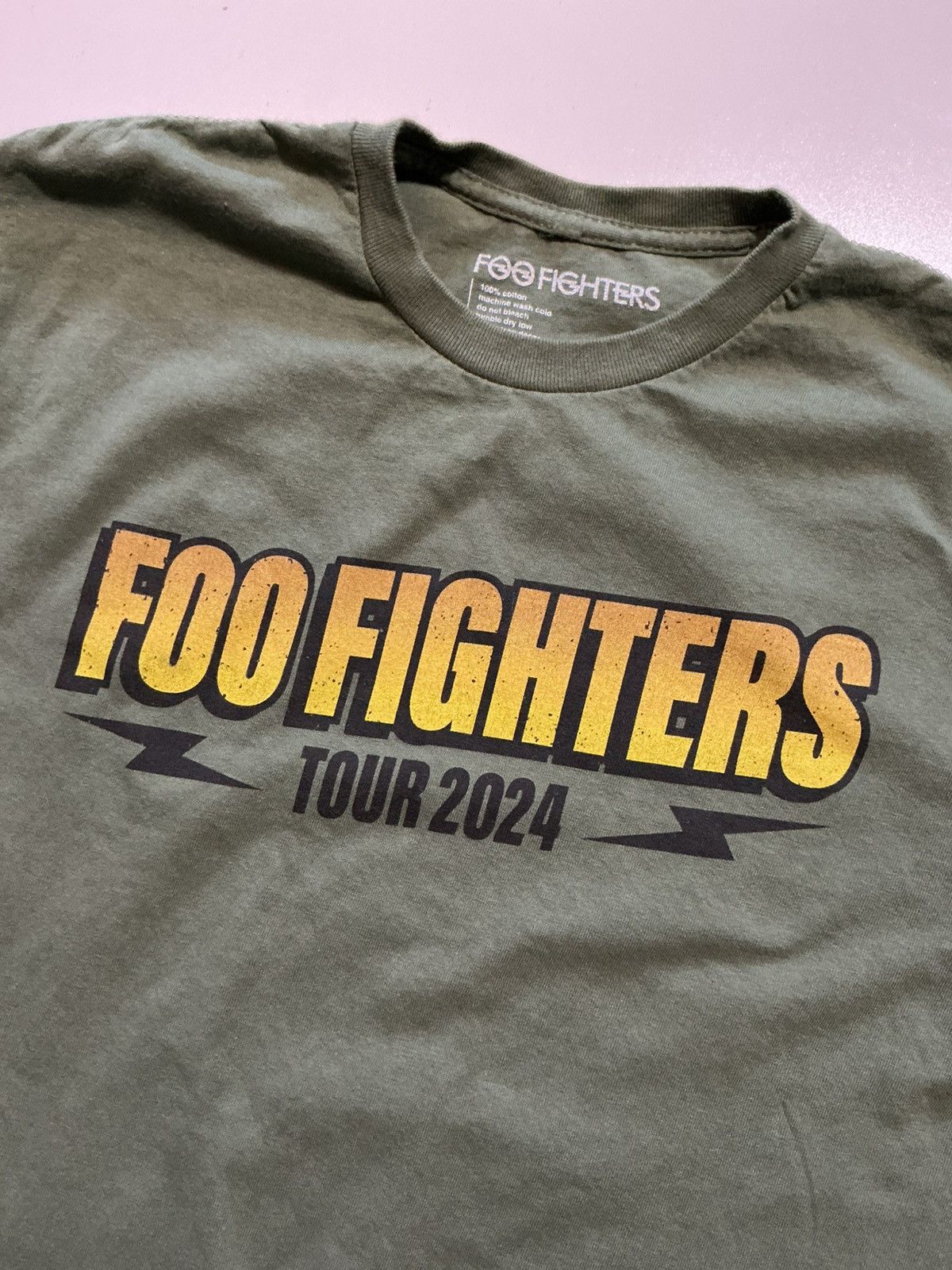 Band Tees Foo Fighters 2024 Tour Everything Or Nothing At All T-Shirt Size US M / EU 48-50 / 2 - 5 Thumbnail
