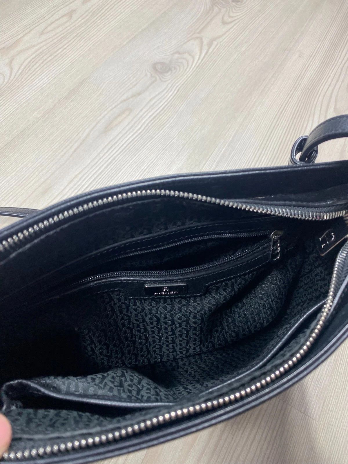 Aigner Aigner Black Leather Crossbody Bag Zip Size ONE SIZE - 8 Thumbnail