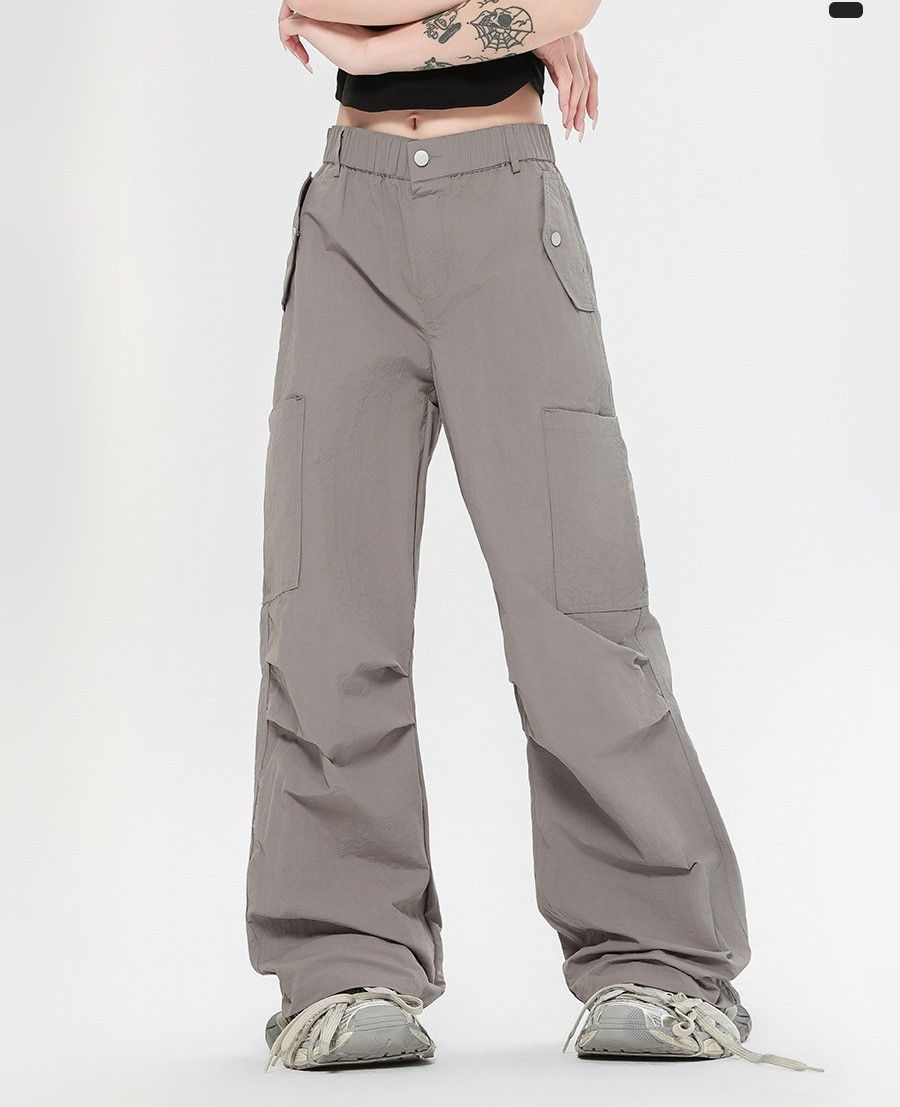 image of Gray Cargo Sweatpants in Grey, Women's (Size 27)