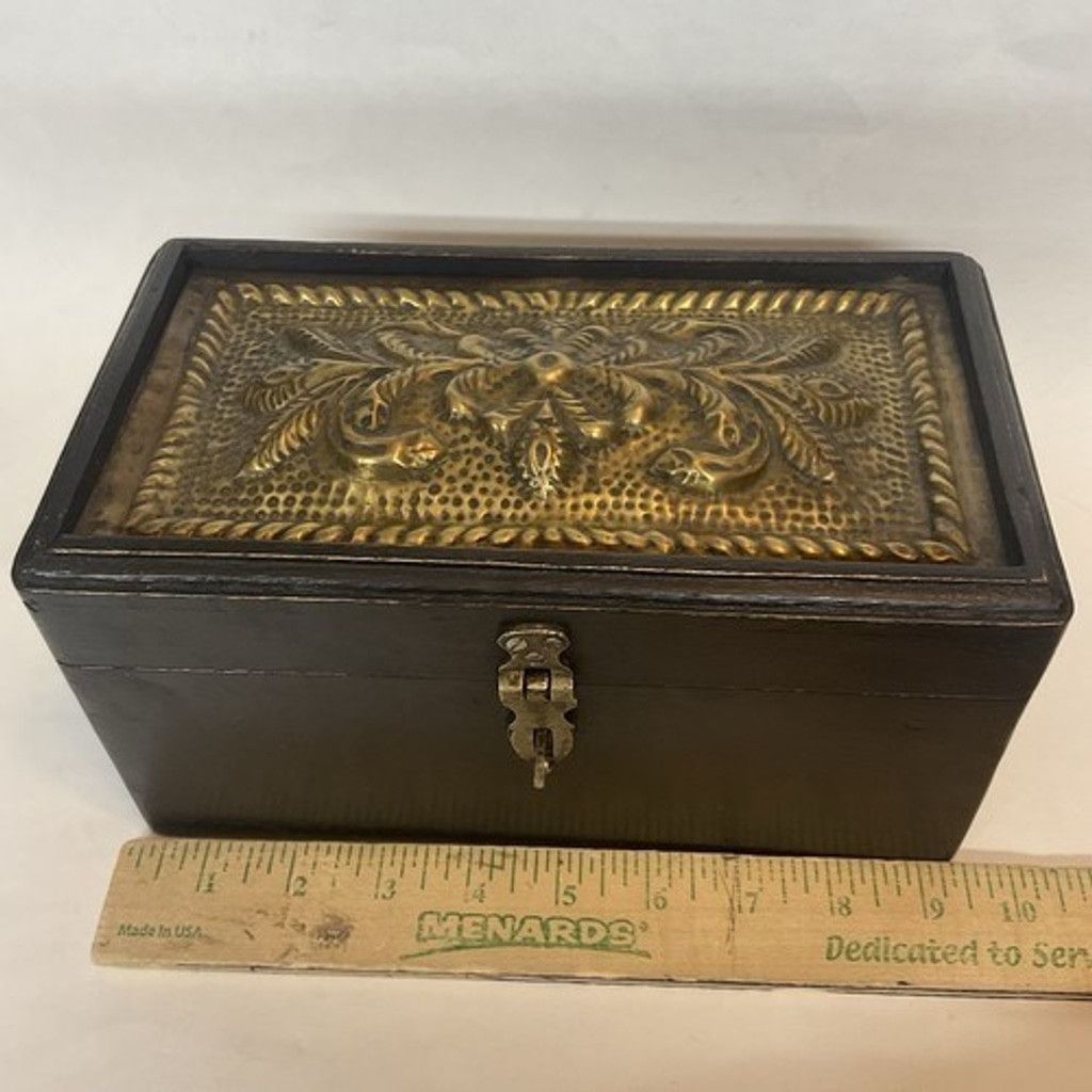 Handmade VTG Dark Brown Wooden Box W/Metal Decorative Brass OrnateTop Size ONE SIZE - 4 Thumbnail