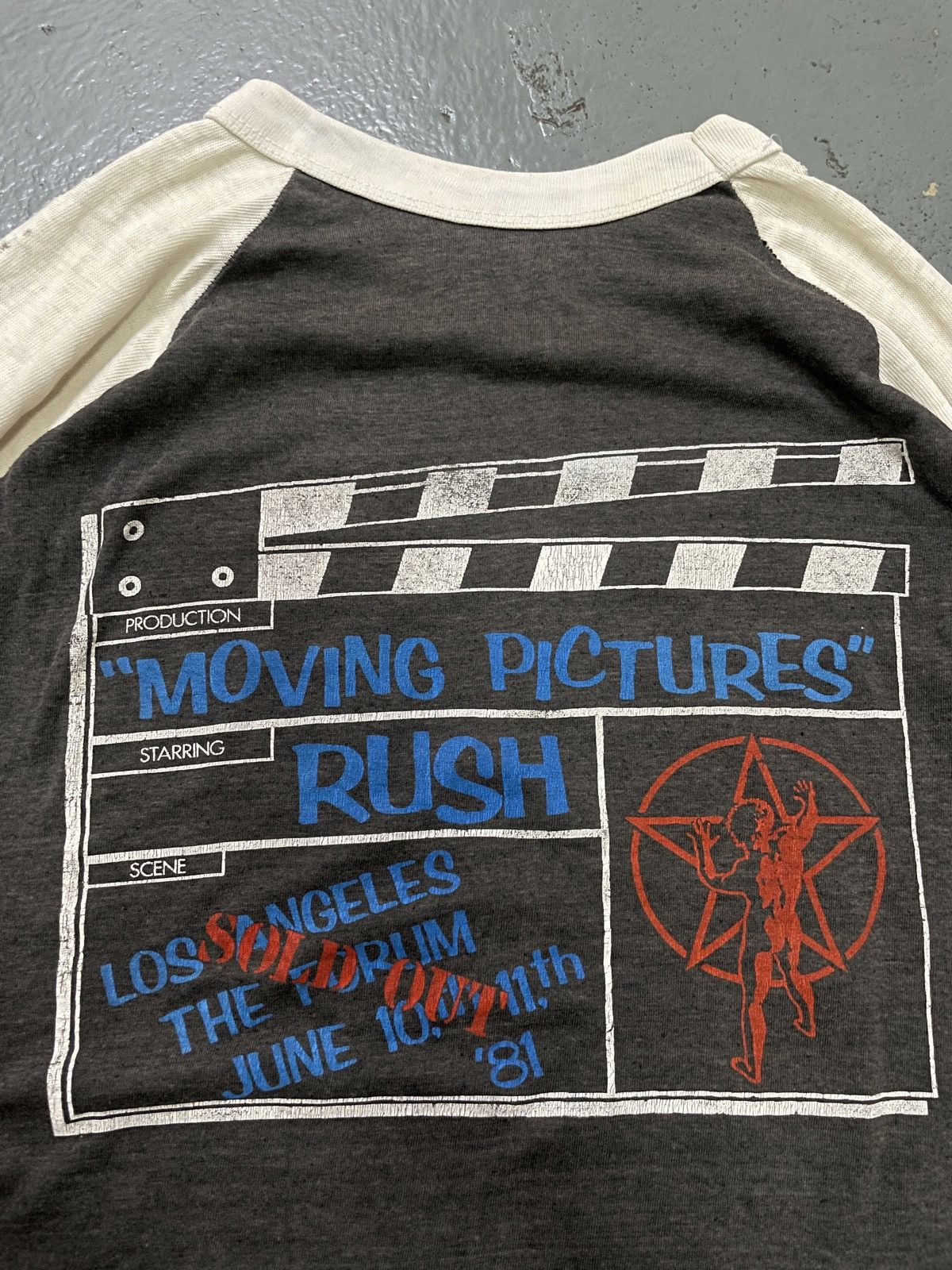 Band Tees × Vintage Vintage 80s Rush “MOVING PICTURES” Tour Raglan Band Tees Size US S / EU 44-46 / 1 - 6 Thumbnail
