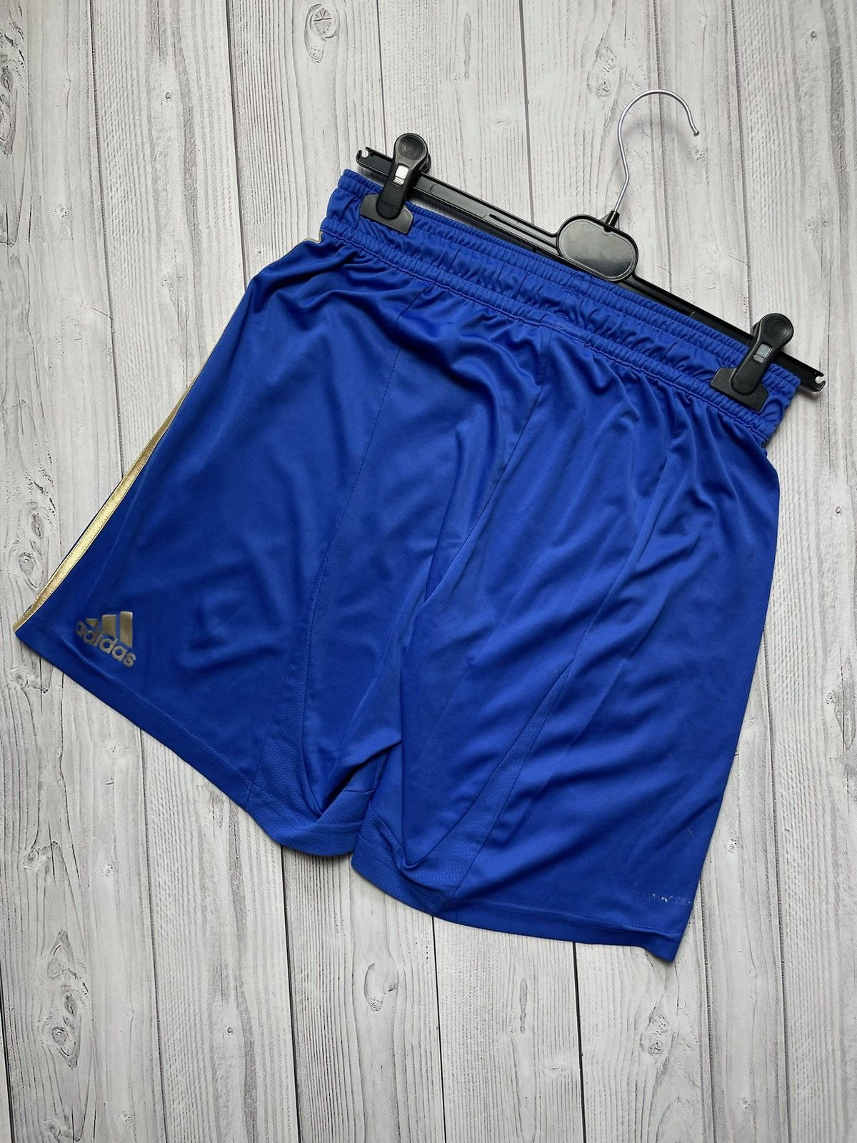 Adidas × Chelsea Soccer × Vintage Vintage adidas Chelsea soccer shorts gold line size M Size US 32 / EU 48 - 8 Thumbnail