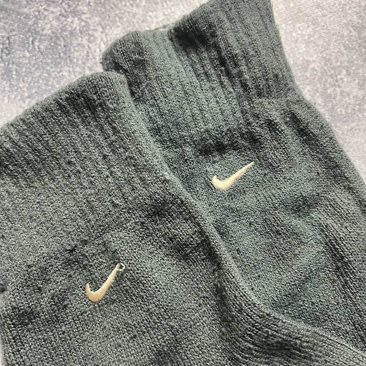 Nike Nike Vintage Gloves Men's Gray Acrylic Size ONE SIZE - 5 Thumbnail