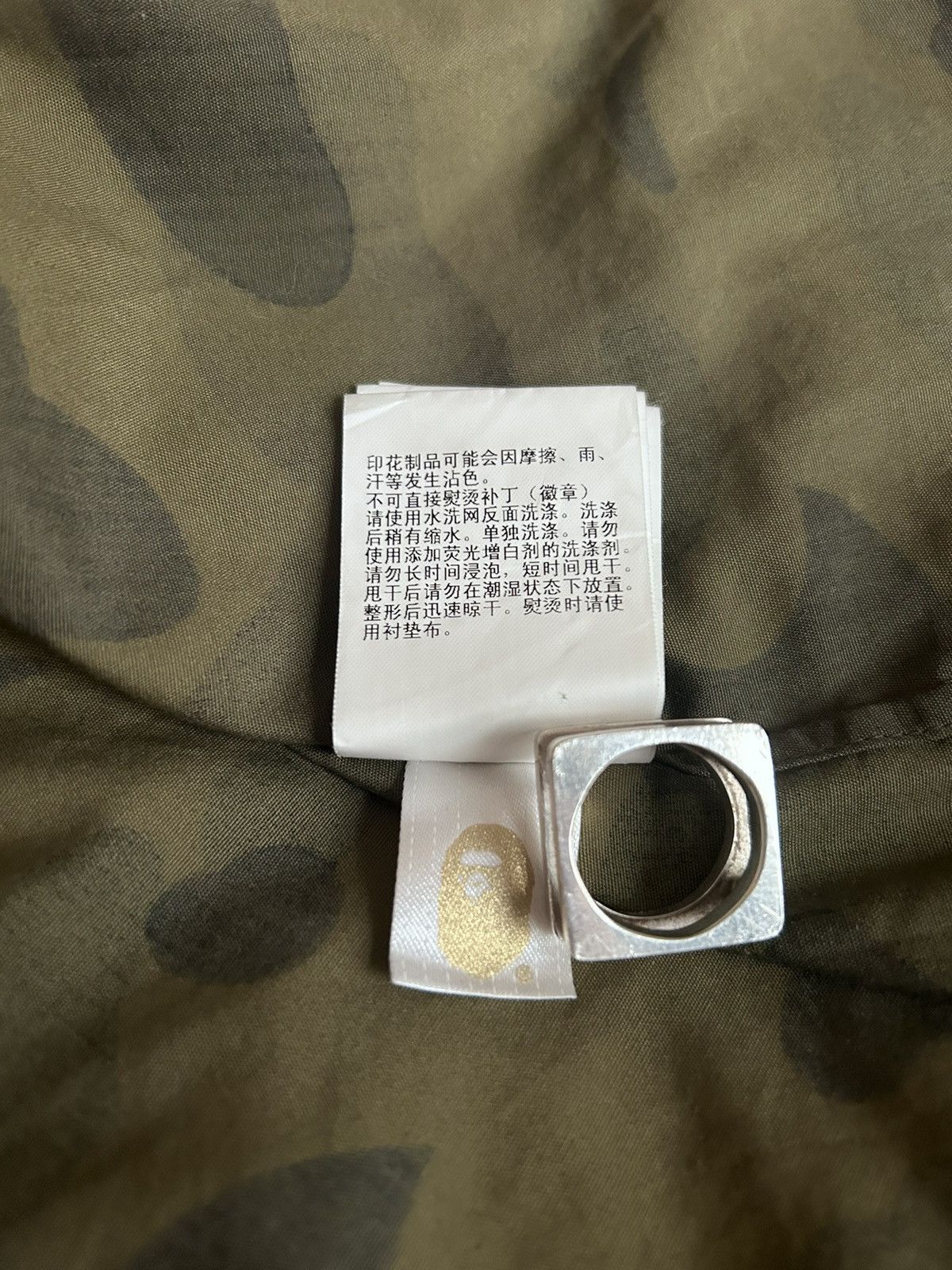 Bape 1st Camo One Point BD Shirt Size US M / EU 48-50 / 2 - 6 Thumbnail