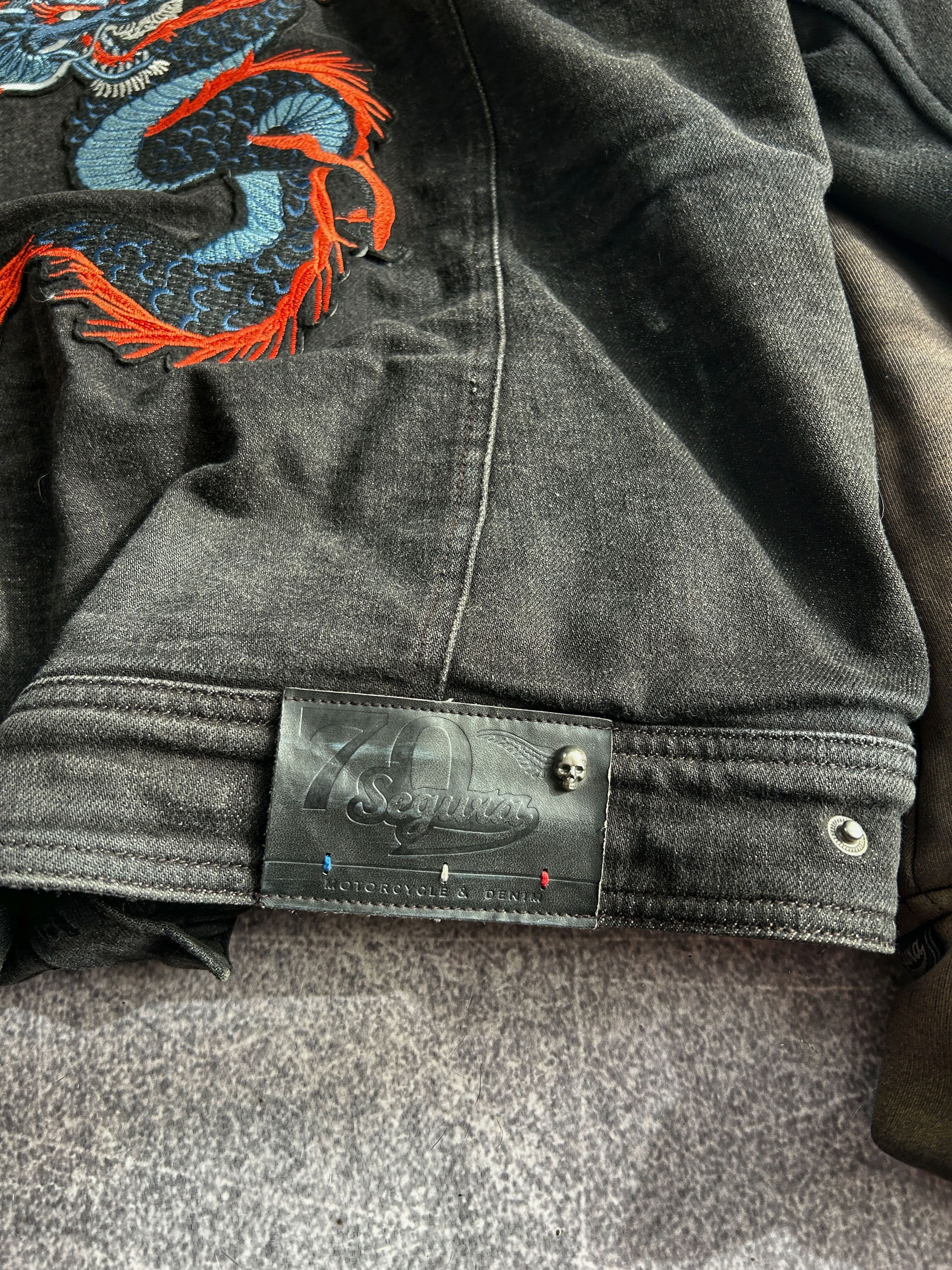 Vintage Dragon Embroidered Denim Jacket Japanese Style Black Size US XL / EU 56 / 4 - 10 Thumbnail