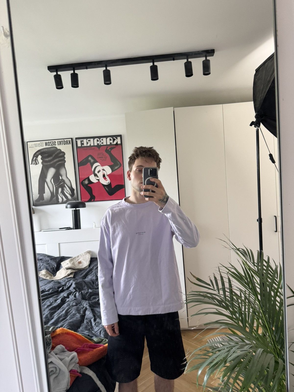 Acne Studios Acne Studios Reverse-logo Oversize Crewneck Stockholm Boxy Size US M / EU 48-50 / 2 - 2 Thumbnail