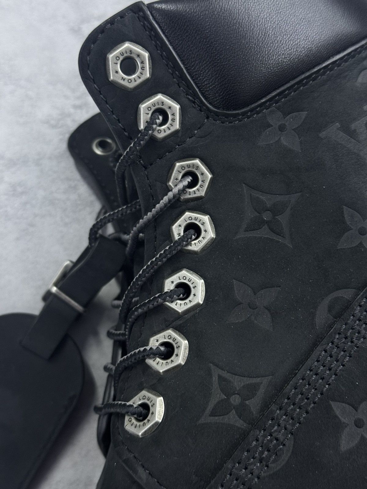Louis Vuitton Louis Vuitton timberland boots Size US 9 / EU 42 - 11 Thumbnail