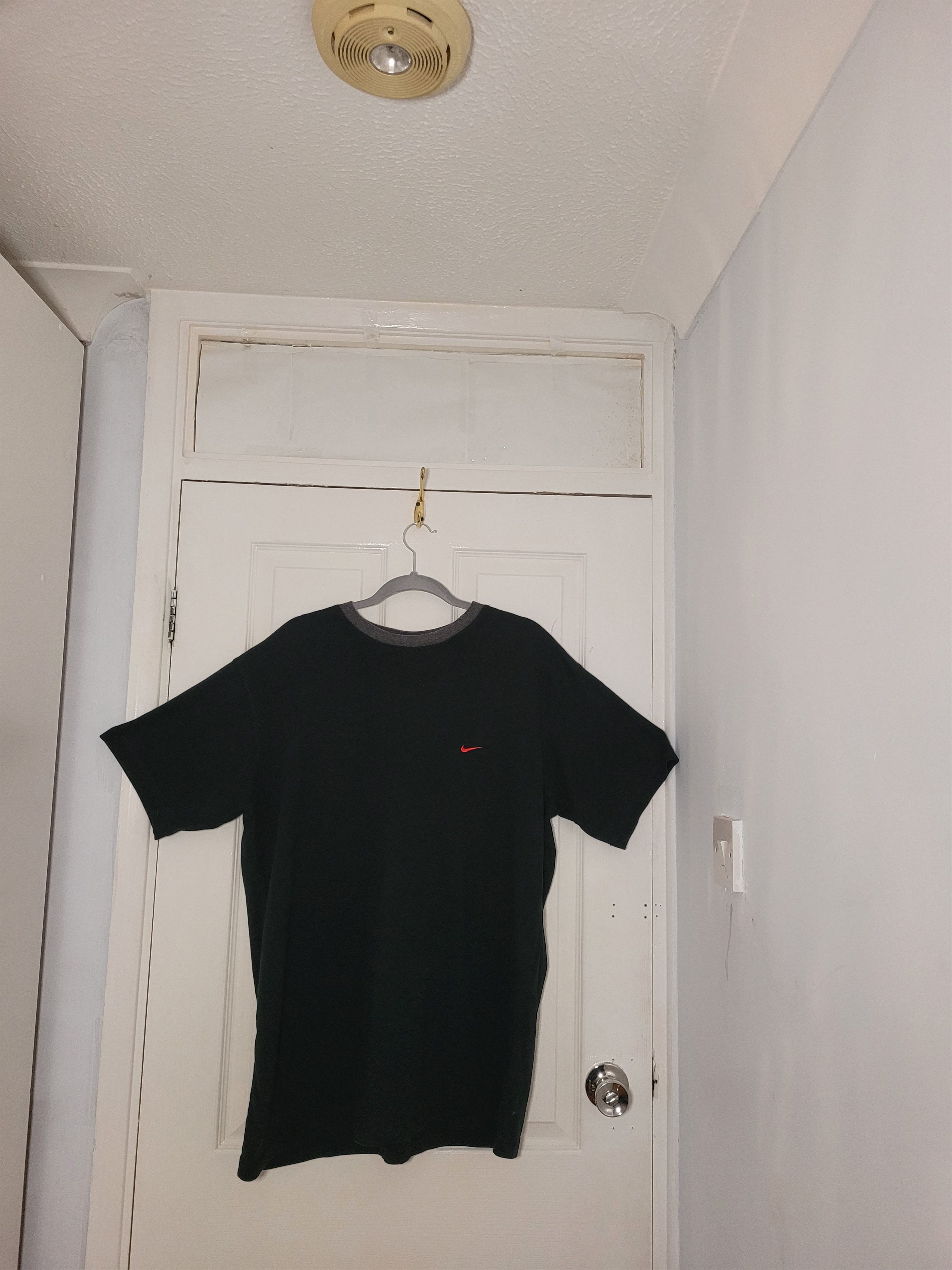 Nike Vintage Nike T-shirt Black with Red Swoosh 90s/2000s Size US XXL / EU 58 / 5 - 4 Thumbnail