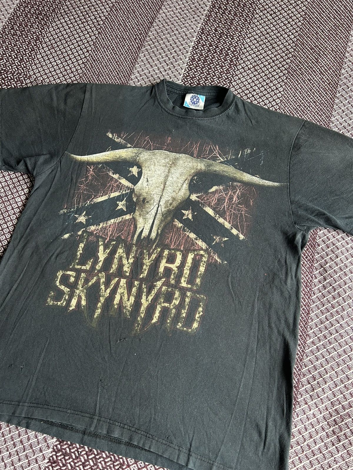 Band Tees × Vintage Vintage Lynyrd Skynyrd Skull Print T-shirt Merch Size S Size US S / EU 44-46 / 1 - 2 Thumbnail