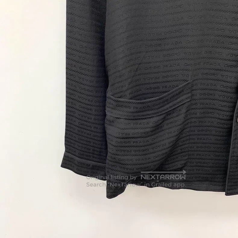 Prada Prada 22 black mulberry silk lapel single-breasted long-sl Size US S / EU 44-46 / 1 - 4 Thumbnail