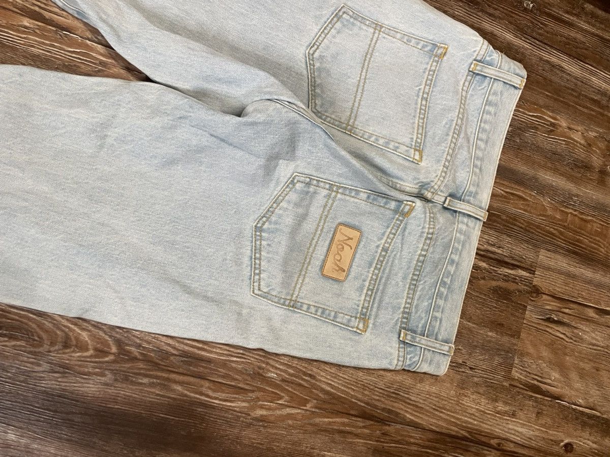 Noah 30 Light Stone Wash Selvedge Denim Jeans 5-Pocket Size US 30 / EU 46 - 11 Thumbnail