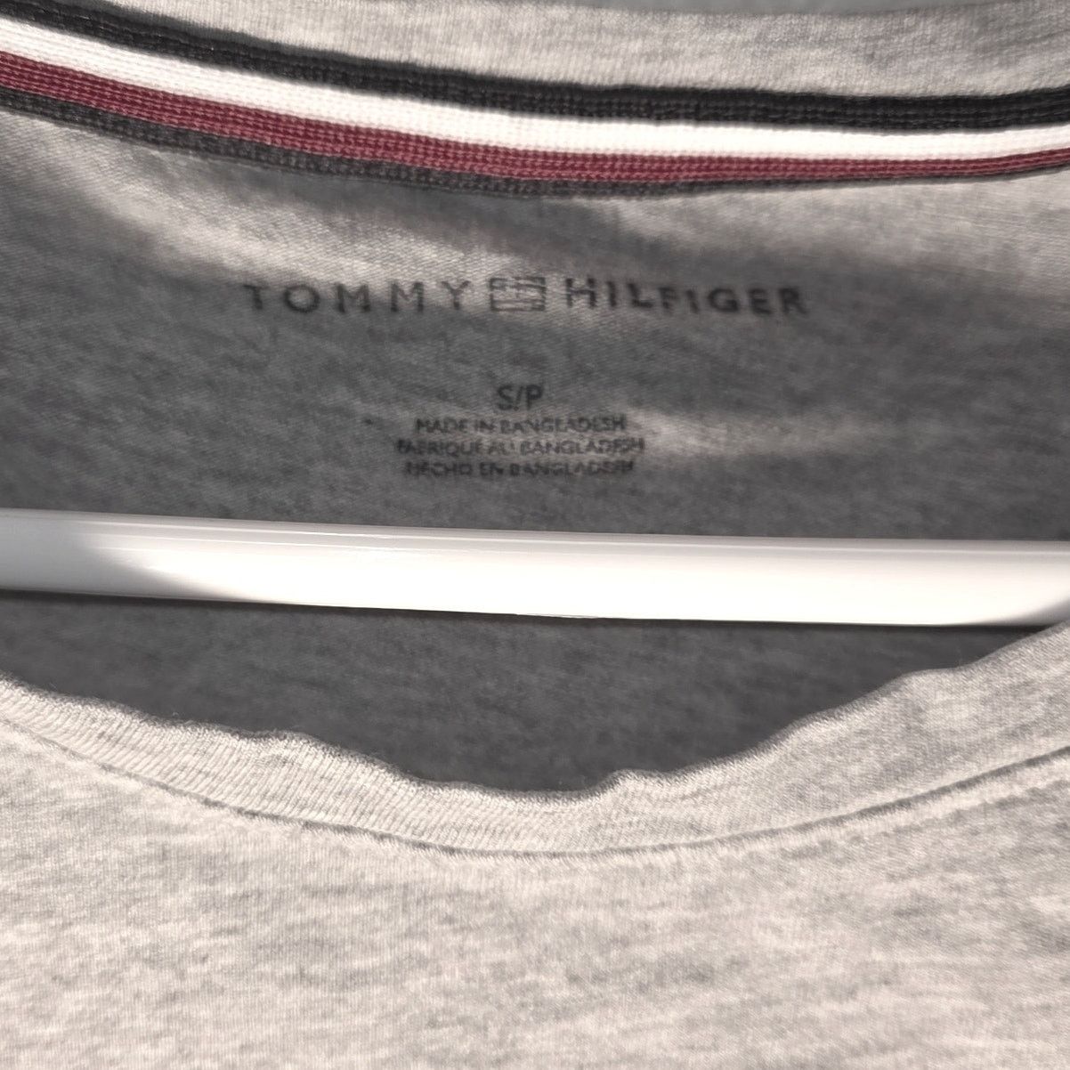 Tommy Hilfiger Tommy Hilfiger Women's Small Grey Heart Logo T-Shirt Size S / US 4 / IT 40 - 6 Thumbnail