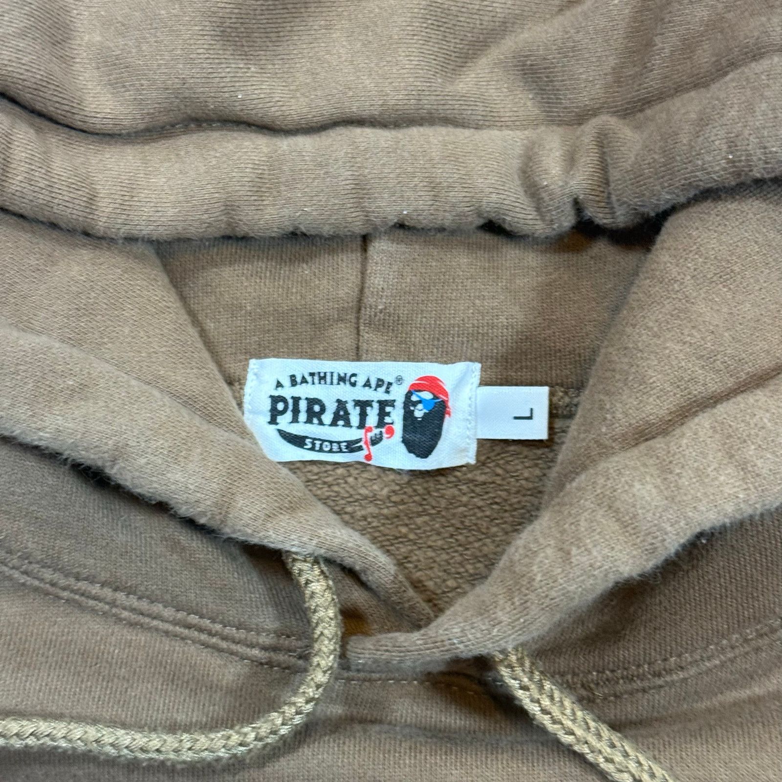 Bape × Nigo Authentic Bape 2000’s Pirate Store Crossbones Hoodie L Size US L / EU 52-54 / 3 - 3 Thumbnail