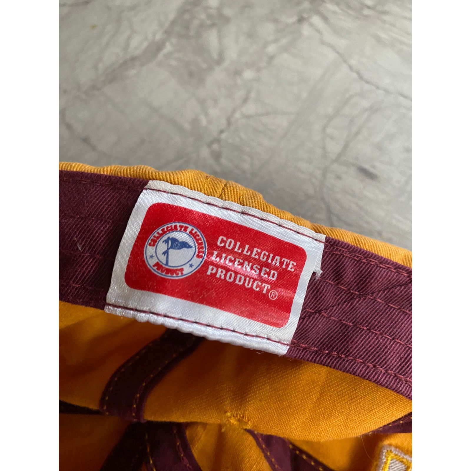 Signatures Minnesota Gophers Strapback Baseball Hat Size ONE SIZE - 7 Thumbnail