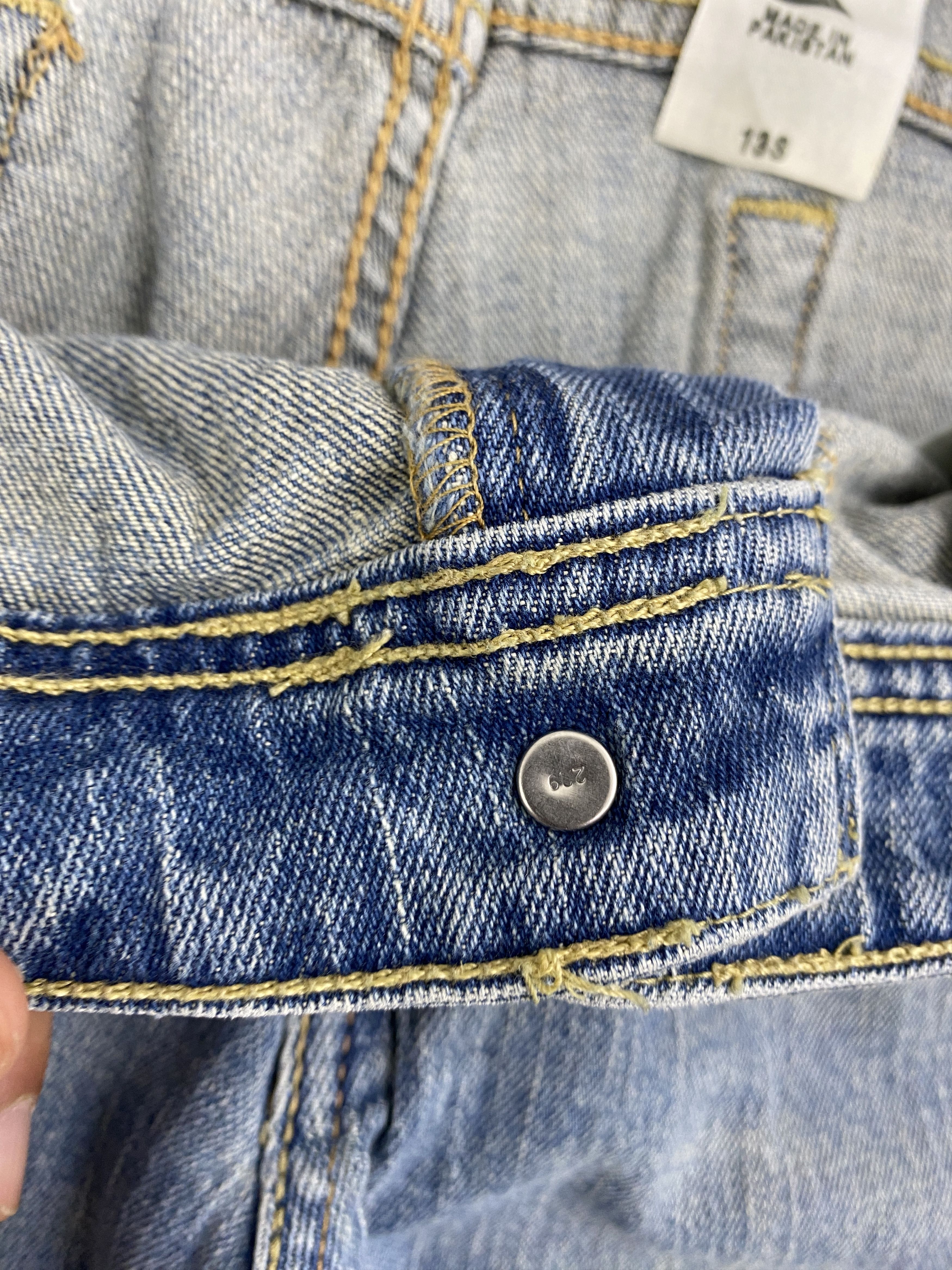 Levi's × Vintage Vintage Levi's 518 Superlow Bootcut Jeans Size US 35 - 11 Thumbnail