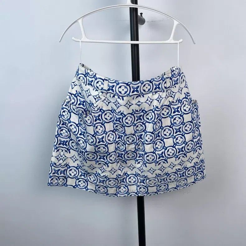Louis Vuitton Louis Vuitton skirt Size 39" - 2 Thumbnail