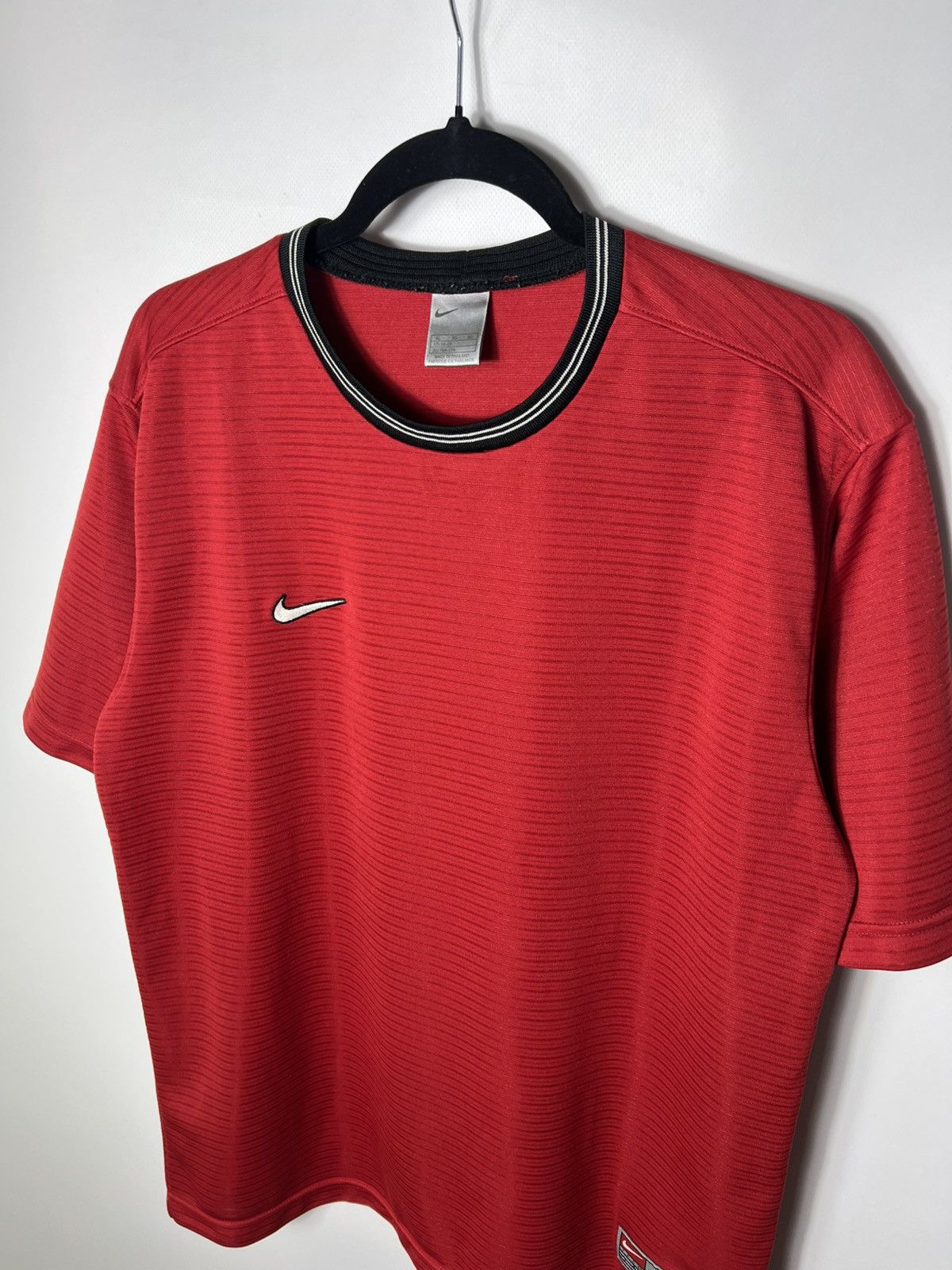 Nike Vintage 90s streetwear y2k Nike Team Red T-shirt Size Xl Size US XL / EU 56 / 4 - 2 Thumbnail