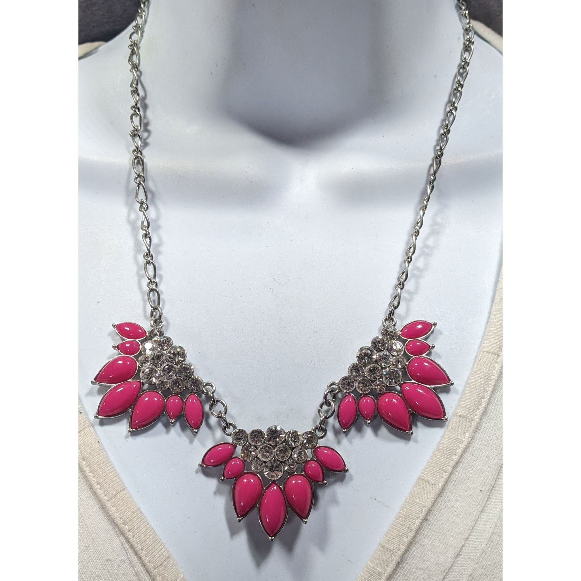 Other Y2K Floral Glam Pink And Silver Tone Statement Necklace Size ONE SIZE - 4 Thumbnail