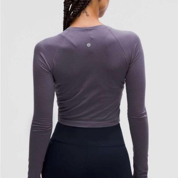 Lululemon Lululemon Purple Long Sleeve Top Size M / US 6-8 / IT 42-44 - 1 Thumbnail