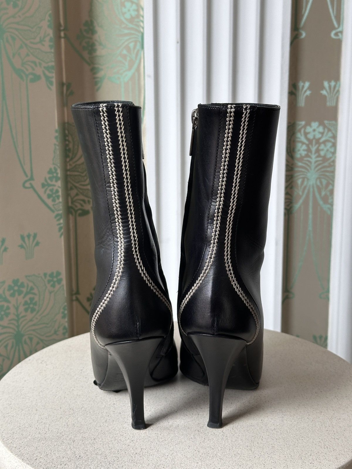Dior DIOR CD Logo Black Leather Pointed Toe Ankle Boots Size US 5.5 / IT 35.5 - 9 Thumbnail