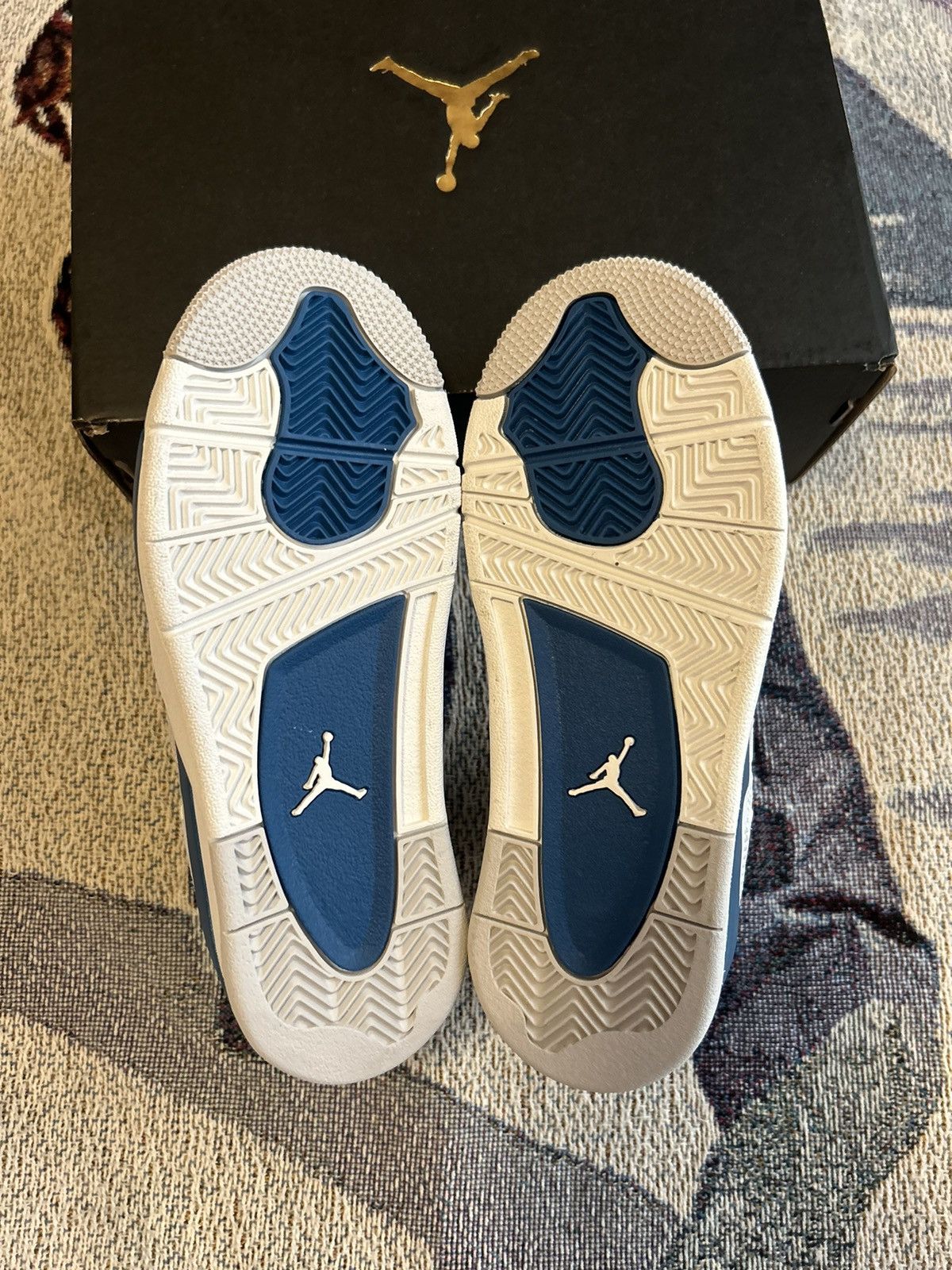Nike Jordan 4 Military Blue SIZE 1Y Size US 5 / EU 37 - 6 Thumbnail
