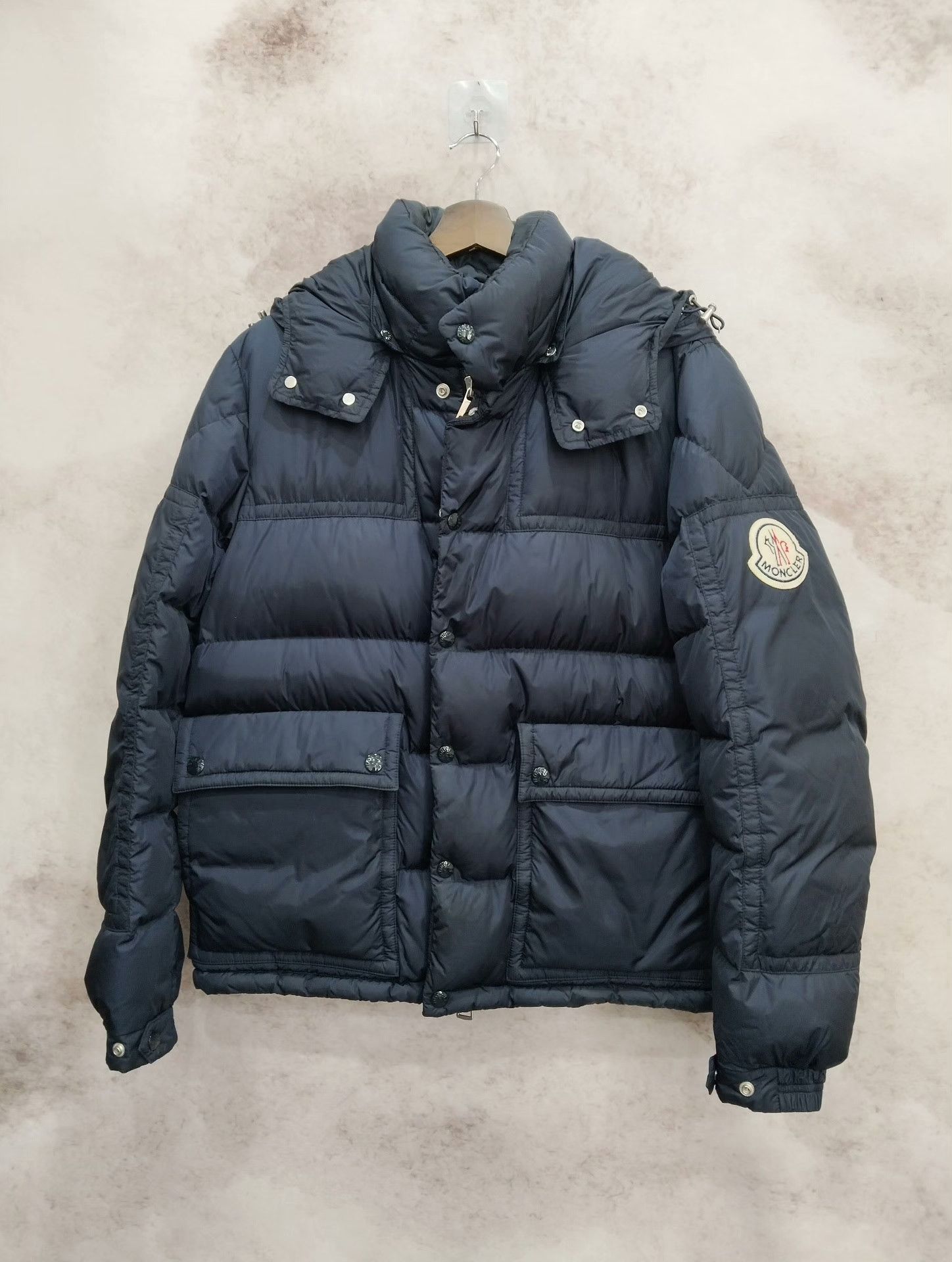 Moncler Moncler Down Heavy Coat L Men Size US L / EU 52-54 / 3 - 1 Thumbnail
