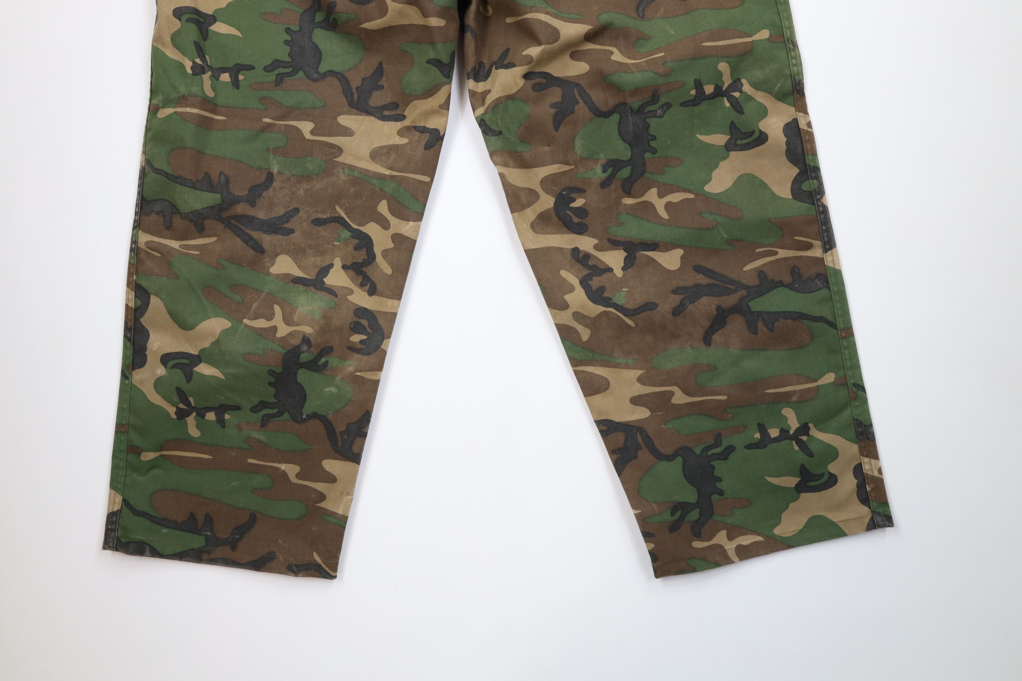 Vintage Vintage 60s 70s Pointer Dog Camouflage Waterproof Pants USA Size US 36 / EU 52 - 15 Thumbnail