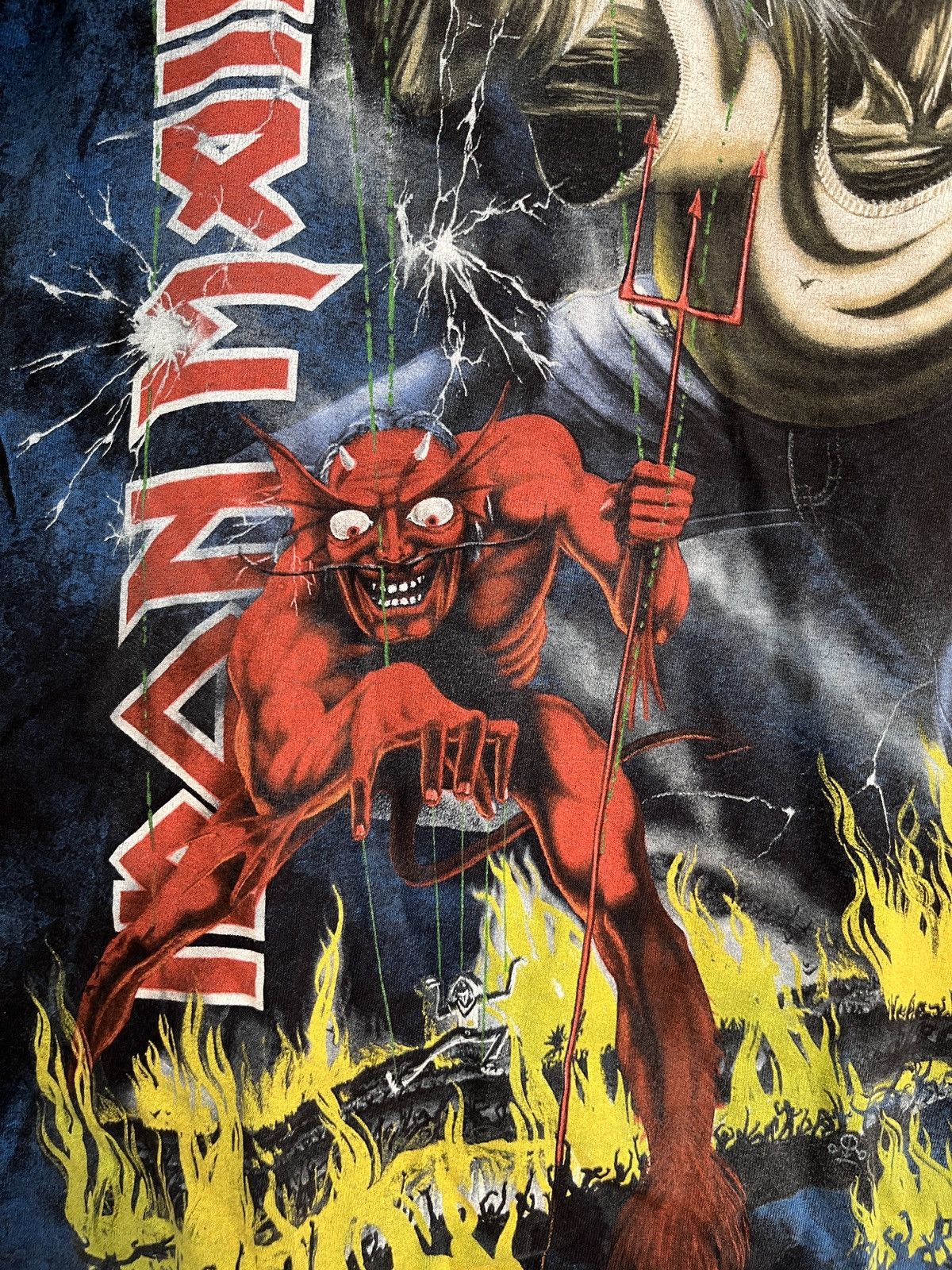 Band Tees Iron maiden The number of the beast Allover shirt Size US L / EU 52-54 / 3 - 5 Thumbnail