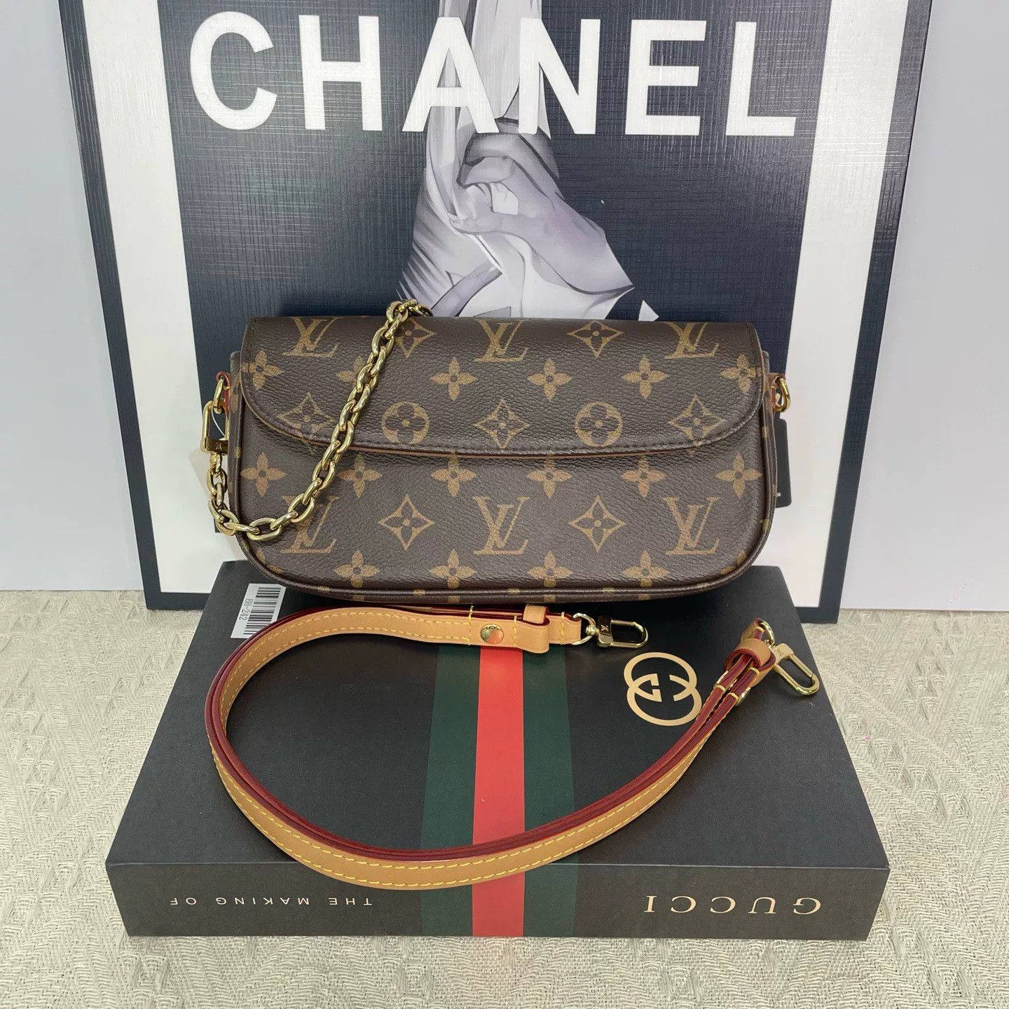 Louis Vuitton Pre-loved Bag Very good condition Size ONE SIZE - 1 Thumbnail