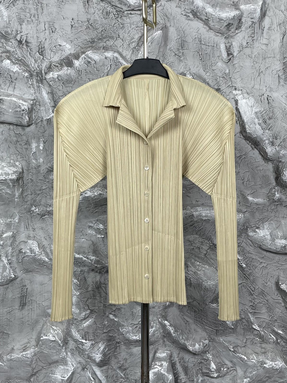 Pleats Please Issey Miyake Pleatse Please Archive Issey Miyake Pleated Buttons Shirt Size S / US 4 / IT 40 - 1 Thumbnail