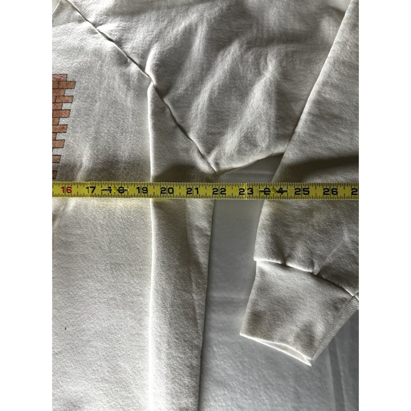 Fruit Of The Loom VINTAGE Blackhawk Fire School Sweatshirt Mens 2XL White Crewneck USA Made Sweatshirt Size US XXL / EU 58 / 5 - 6 Thumbnail