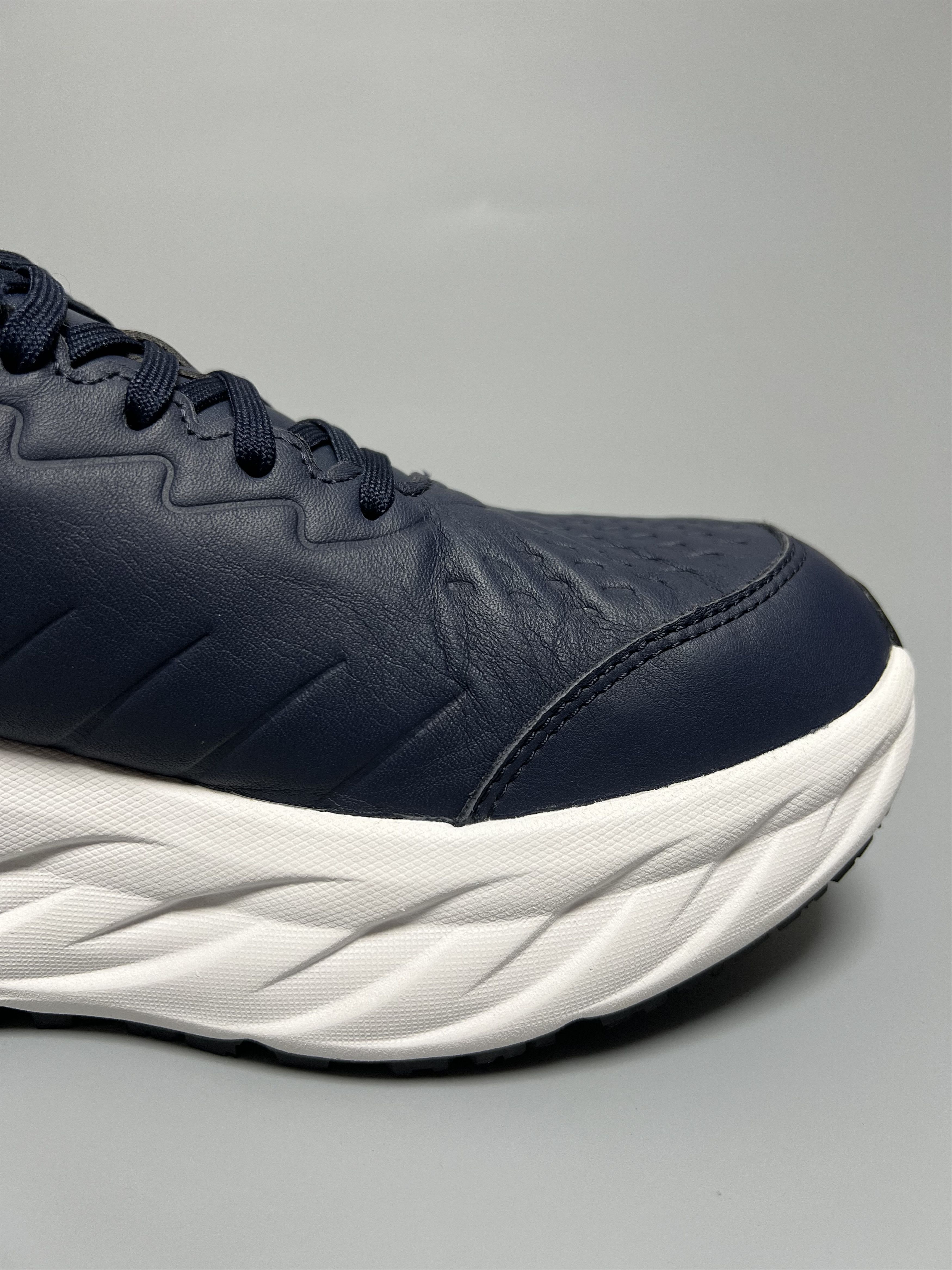 Hoka 11.5 EE Hoka One One Bondi SR Wide Running Shoes Walking Size US 11.5 / EU 44-45 - 7 Thumbnail
