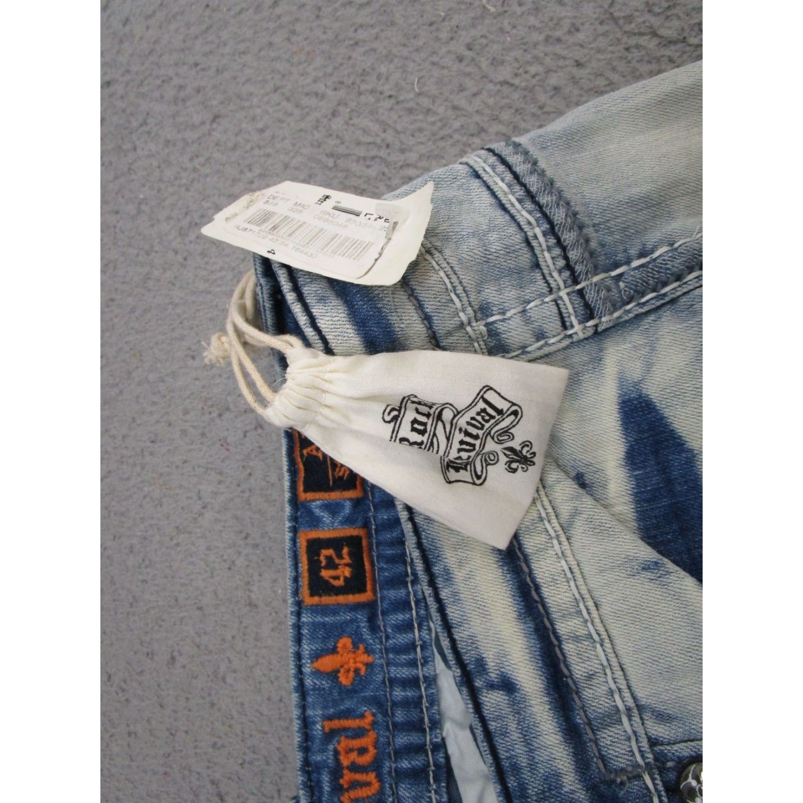 Vintage Rock Revival AJ Straight Leg Jeans 42x33 Denim 2 Tone Blue Men’s Regular Fit 5-Pocket Logo Embroidered Denim Jeans Rock Revival Men Size US 42 / EU 58 - 7 Thumbnail